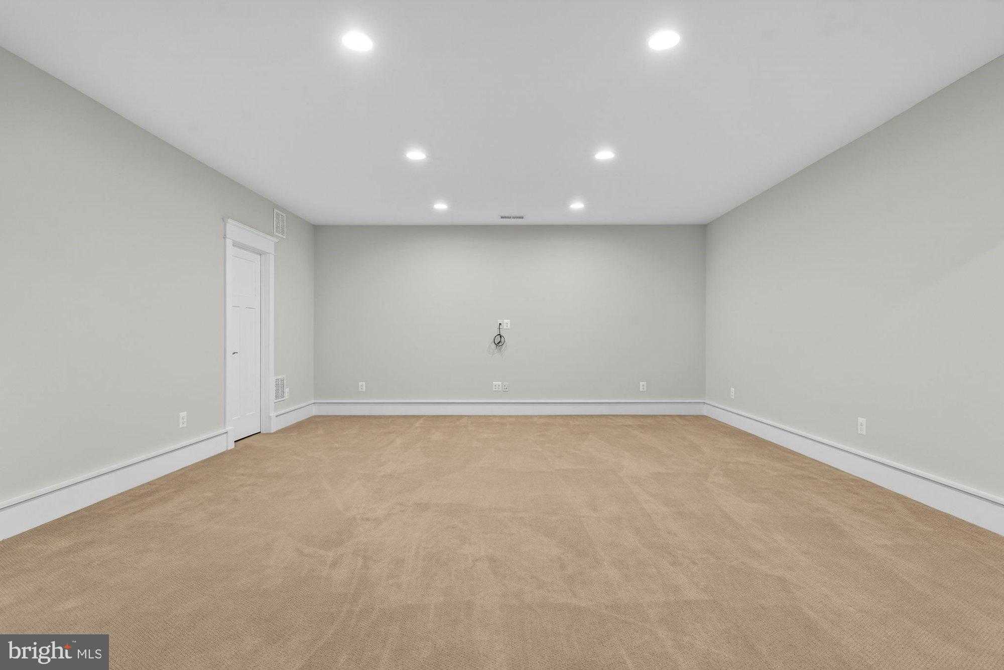 1105 Lakewood Dr SW photo 82