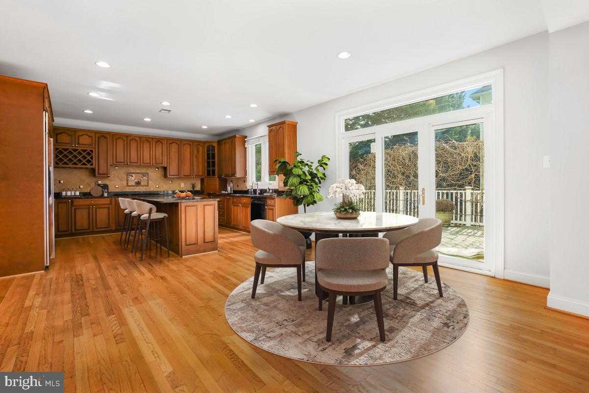 5406 Spruce Tree Ave photo 21