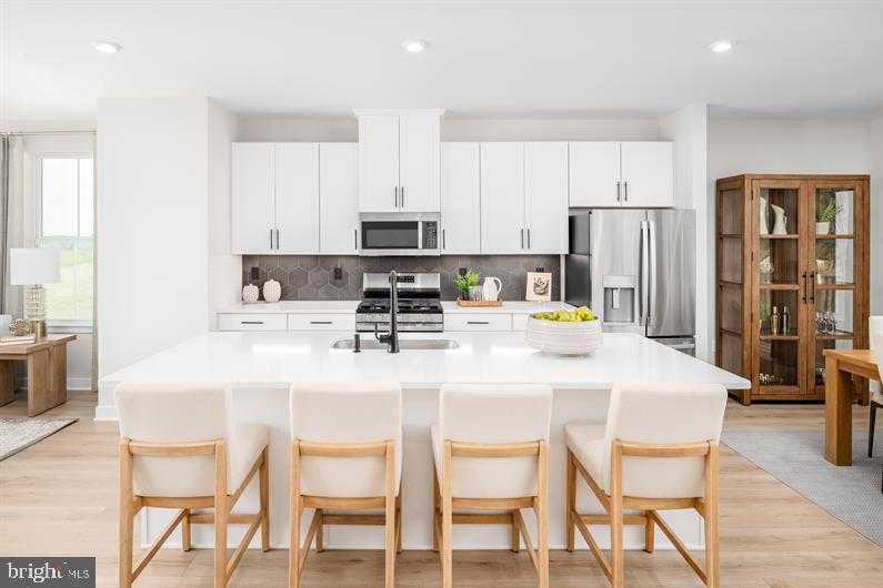 38 Rail Yard Dr photo 2