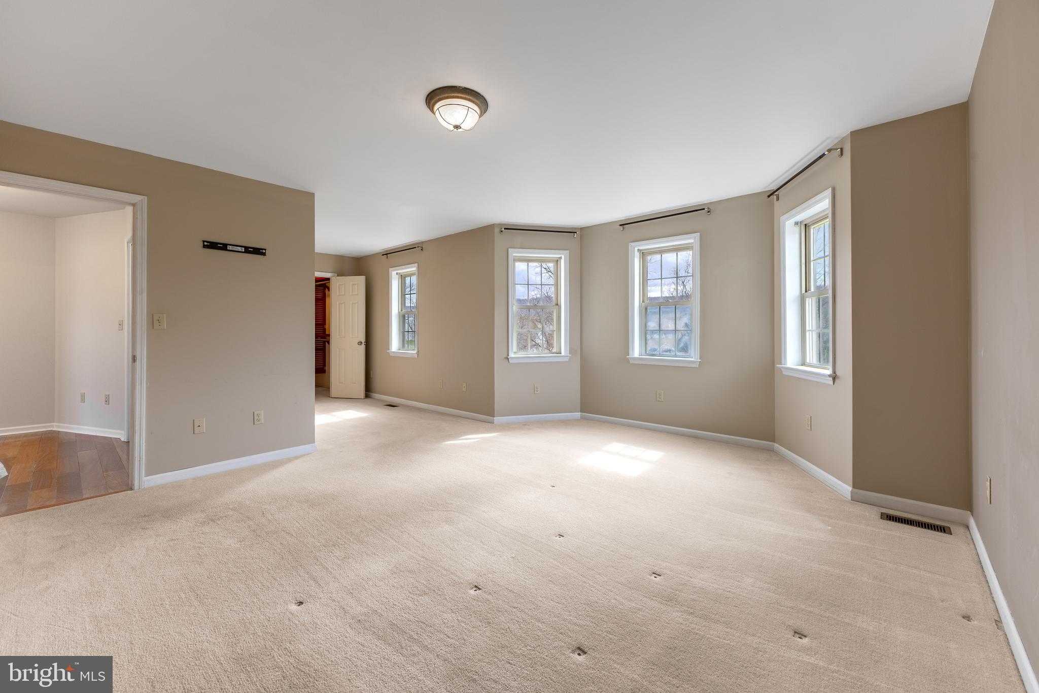 115 Quartz Dr photo 18