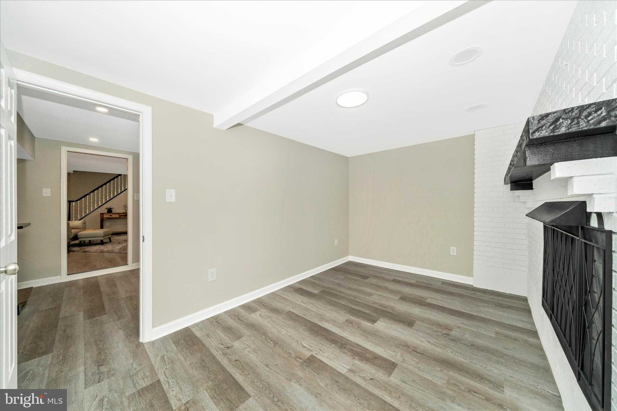 12209 Rolling Hill Ln photo 26