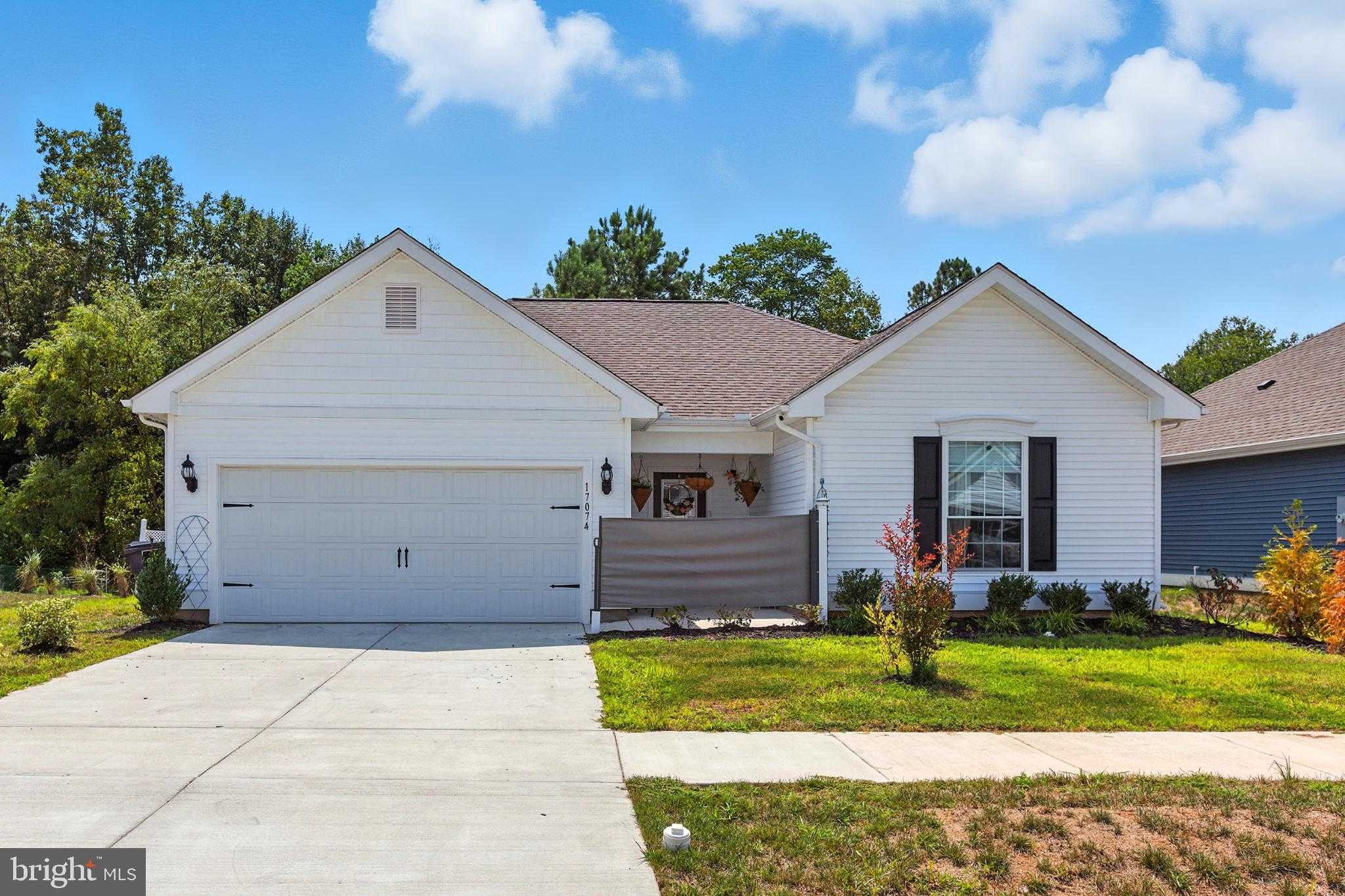 17074 Rollins Rd photo 2