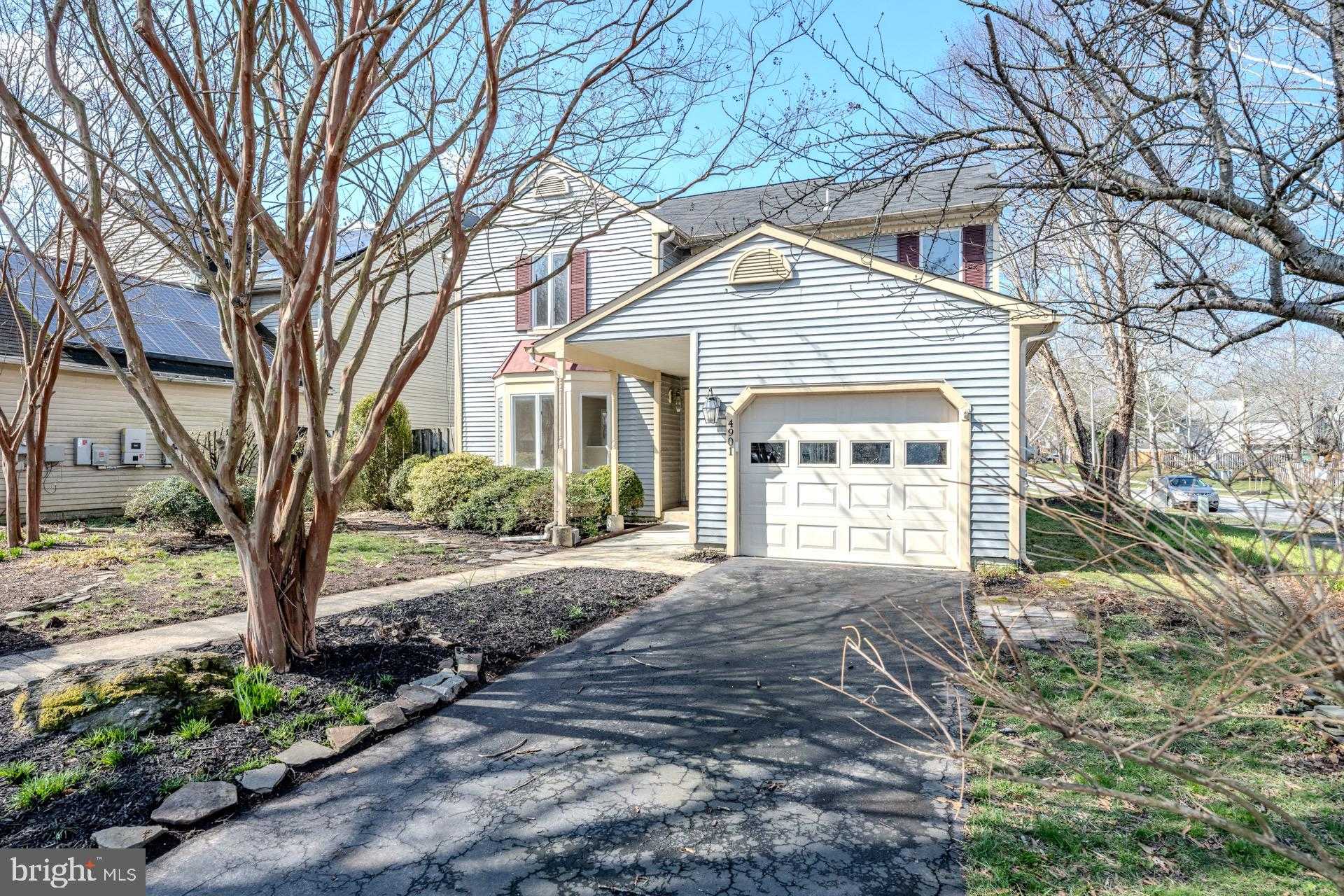 4901 Colonel Contee Pl photo 2