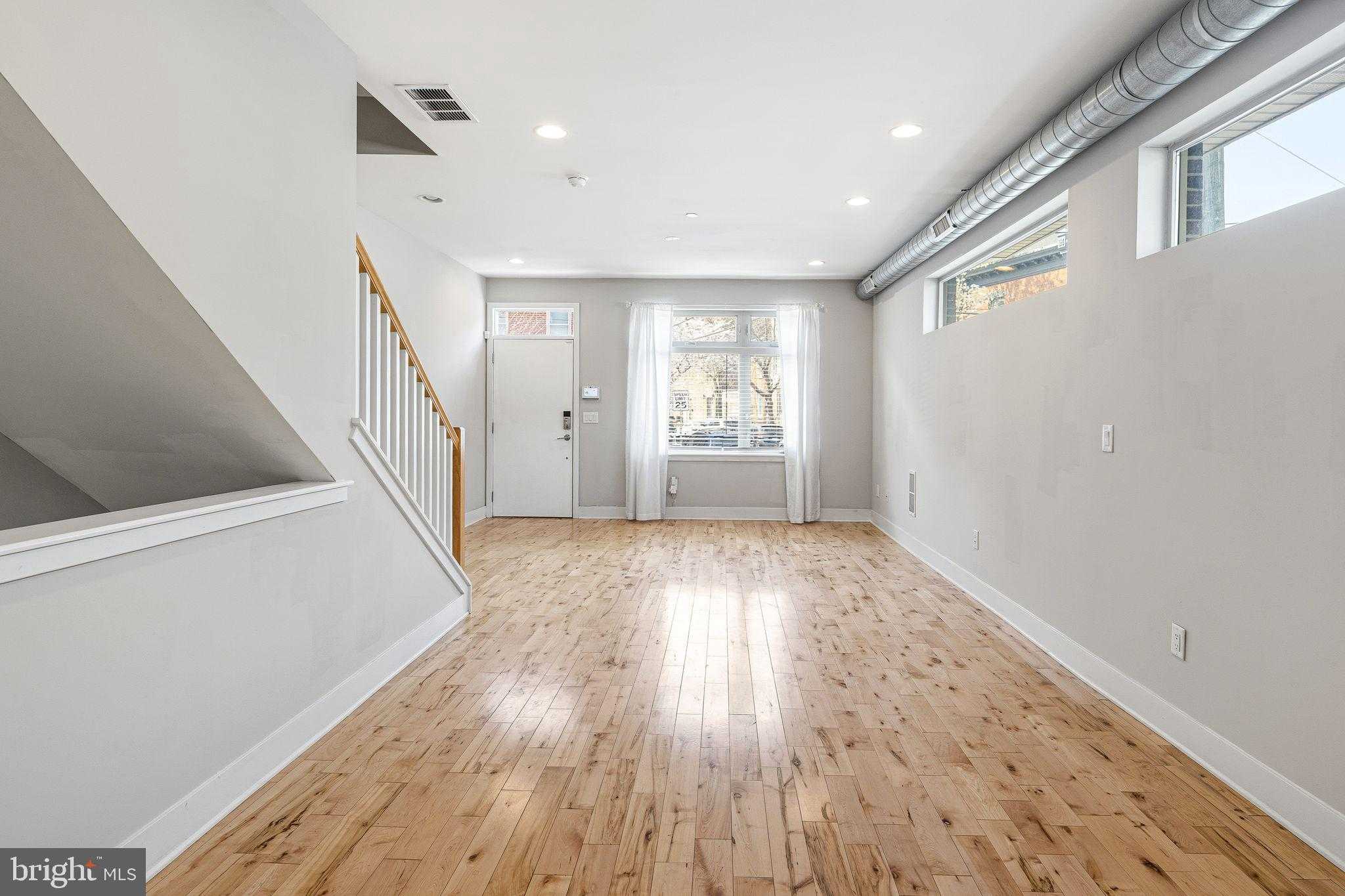 2201 E Susquehanna Ave photo 10