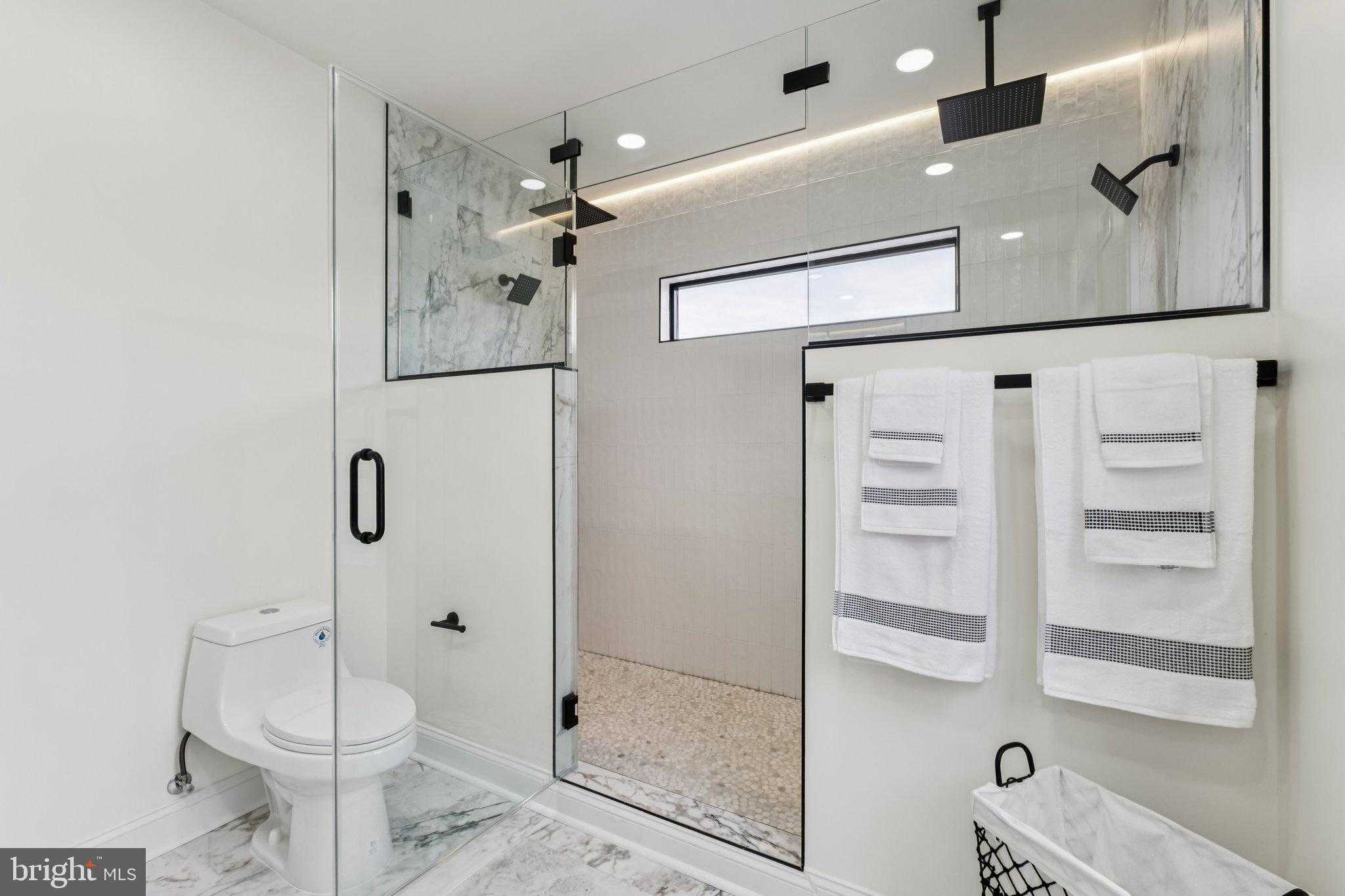 1031 Ellsworth St photo 28