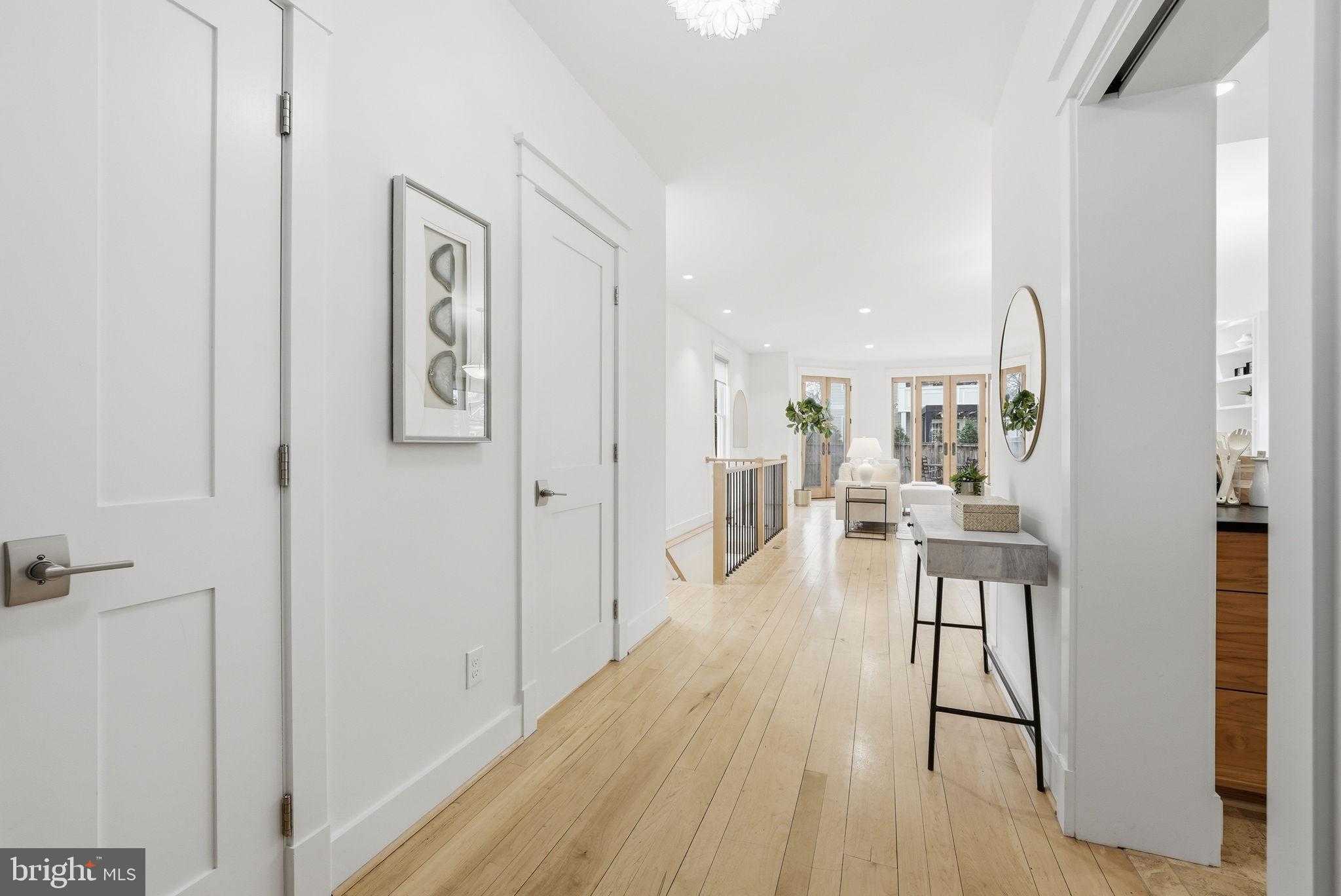 1805 N Calvert St photo 6