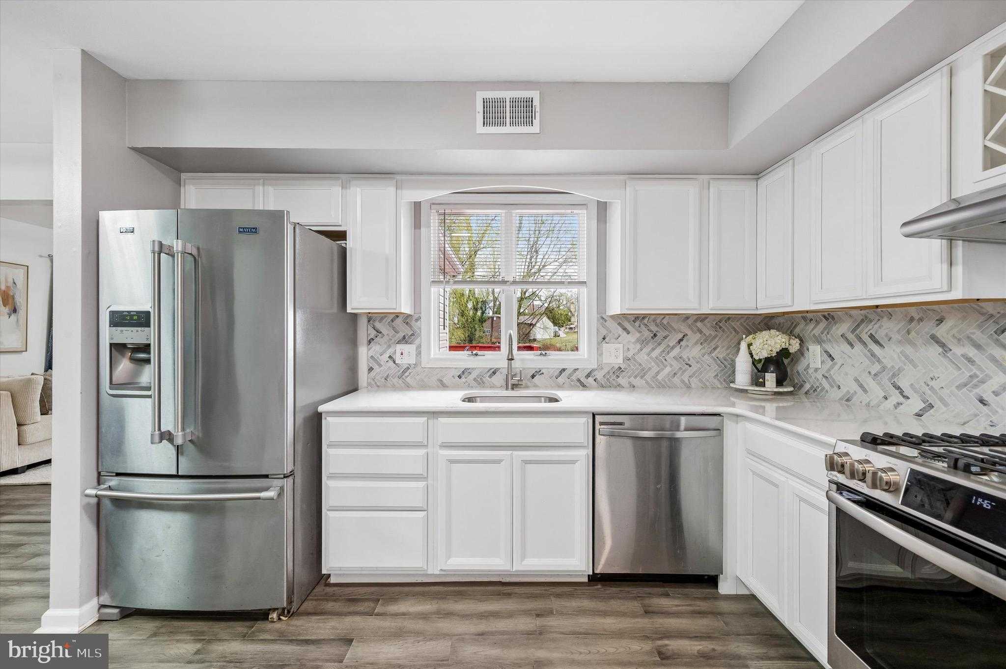 22 E Belair Rd photo 14