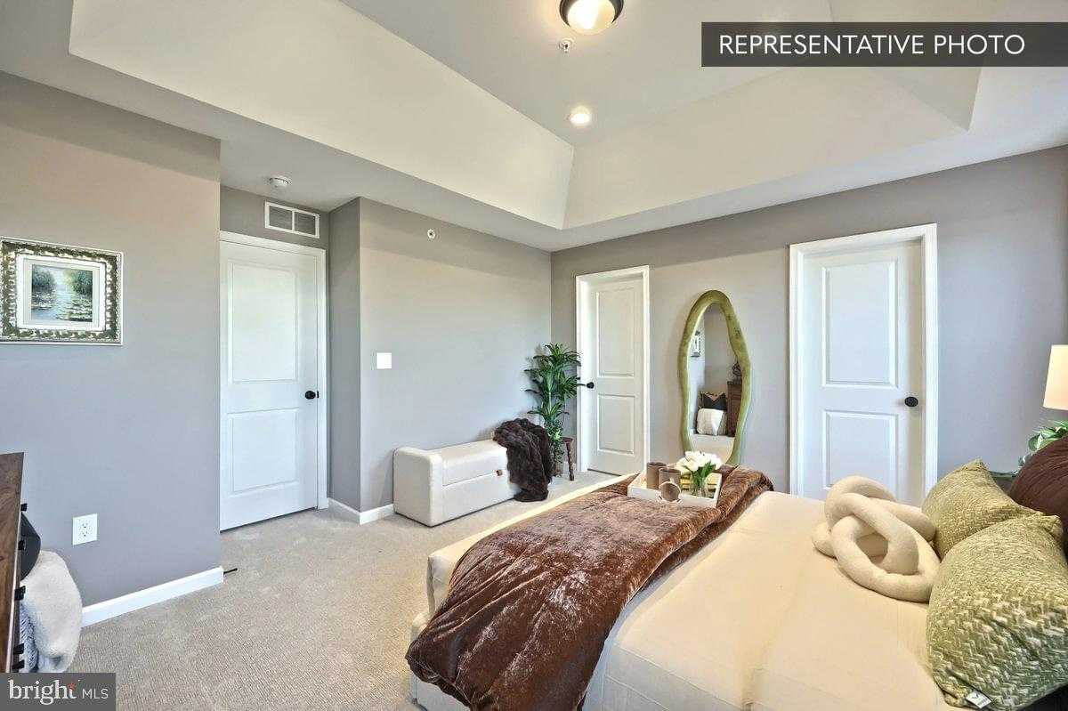 13 Julian Dr photo 22