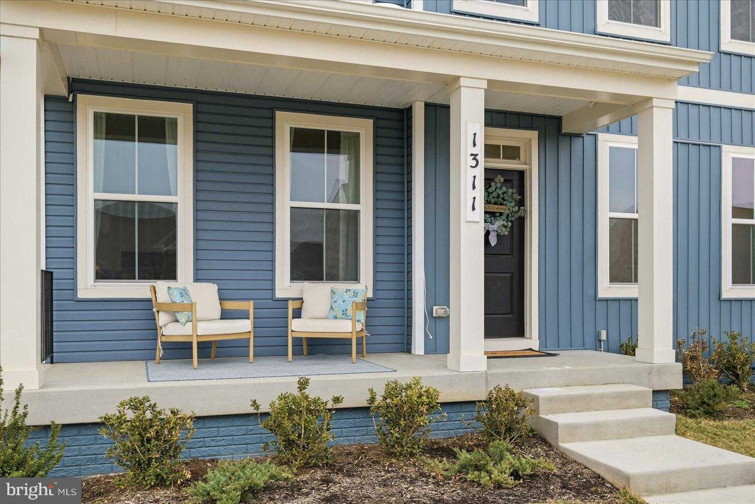 1311 Foal St photo 3