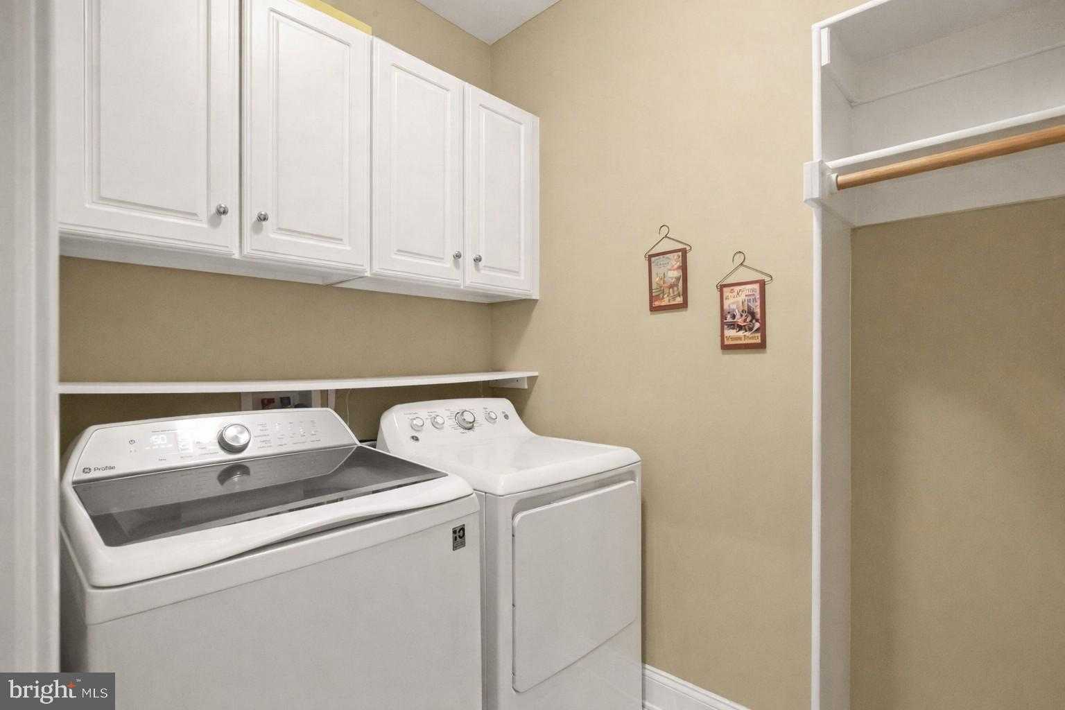 7188 Kenthurst Ln photo 42