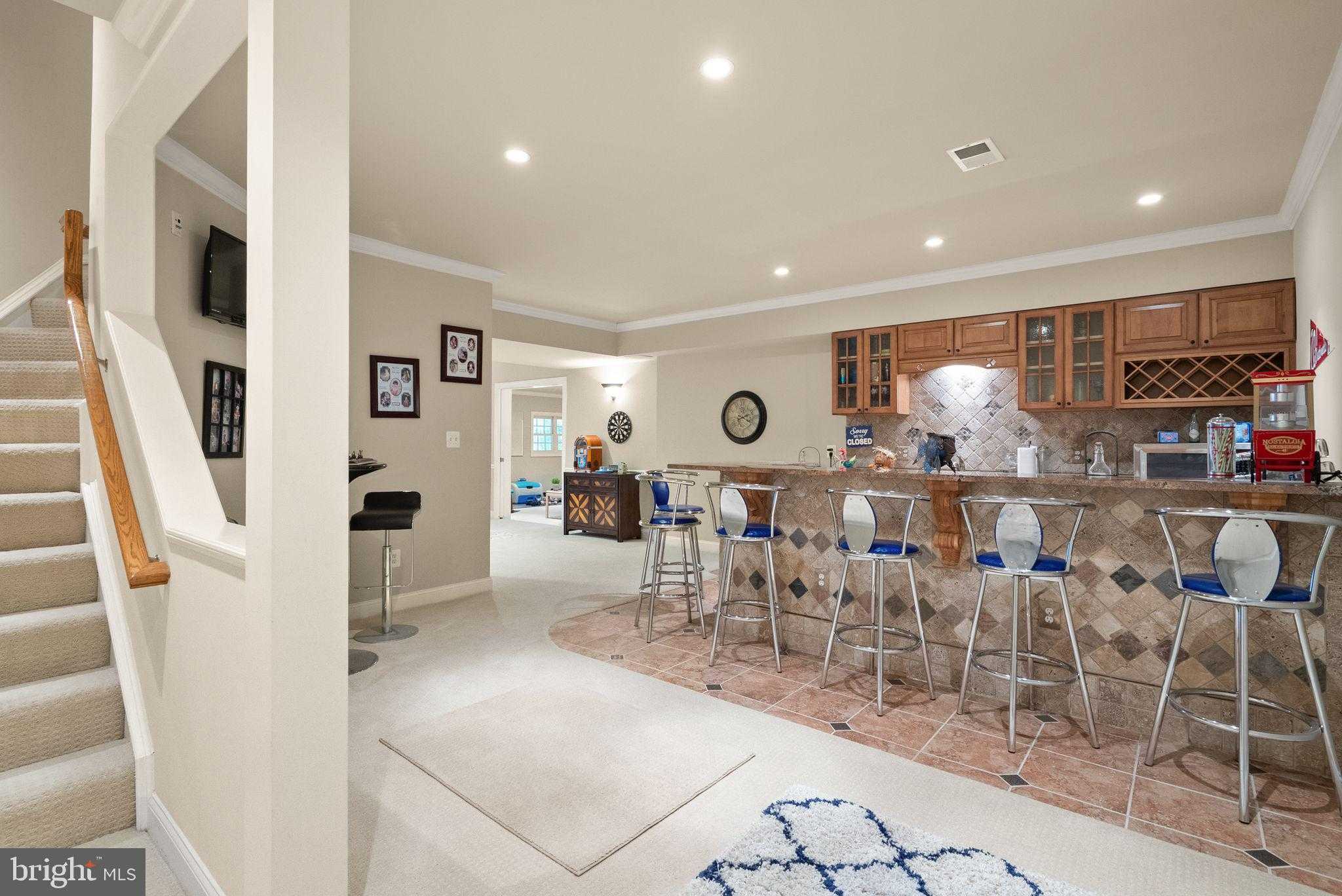 7188 Kenthurst Ln photo 43