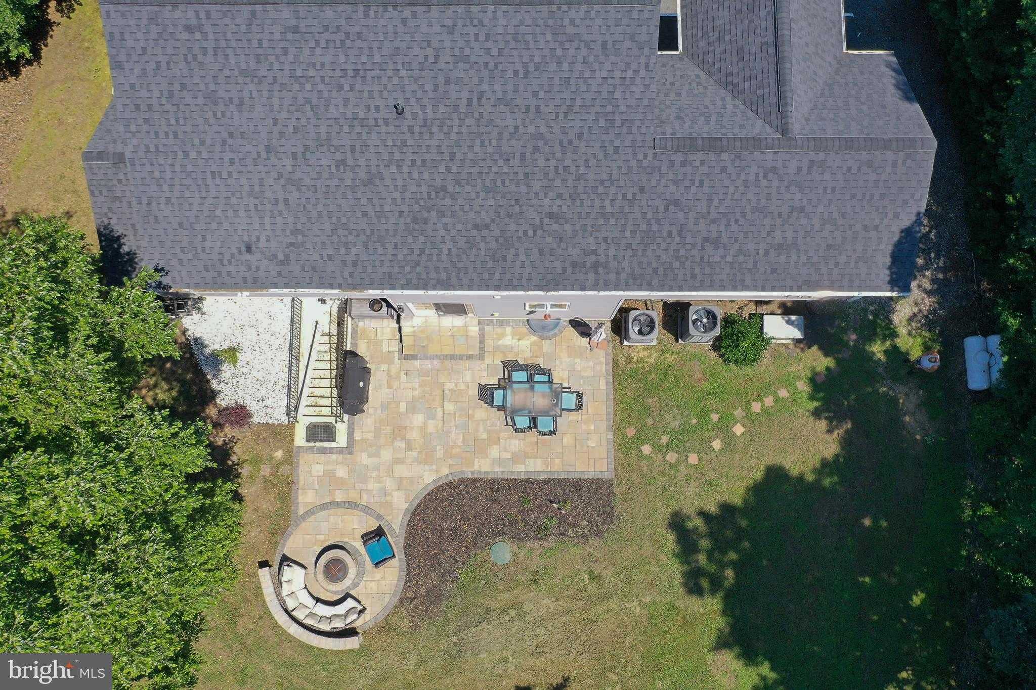 18747 Vernon CT photo 40