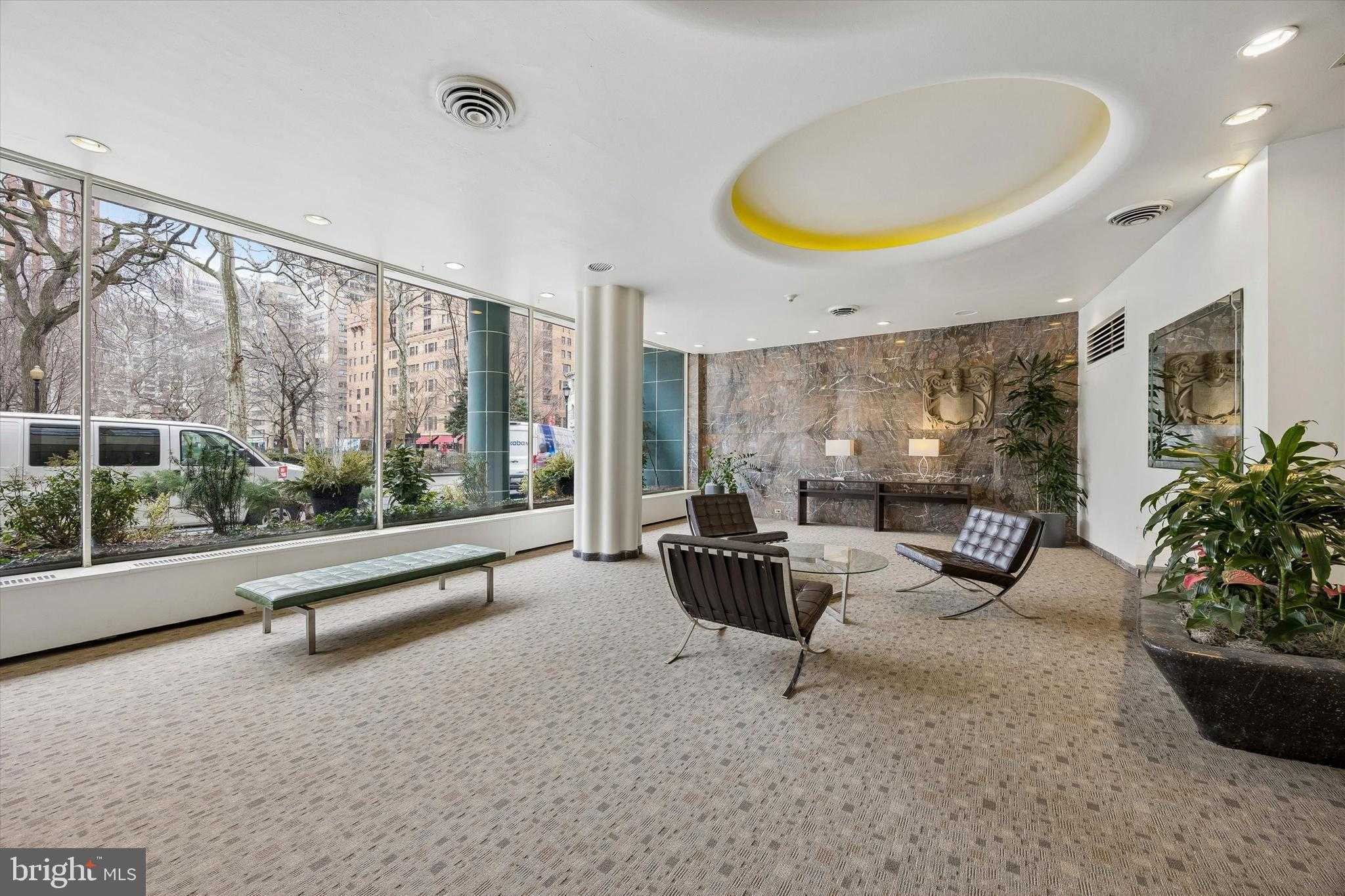 1810 Rittenhouse Sq Apt 403 photo 24