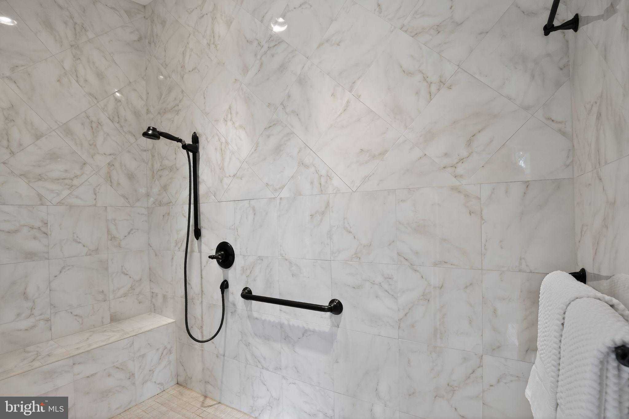 20045 Tower Hill Rd photo 32