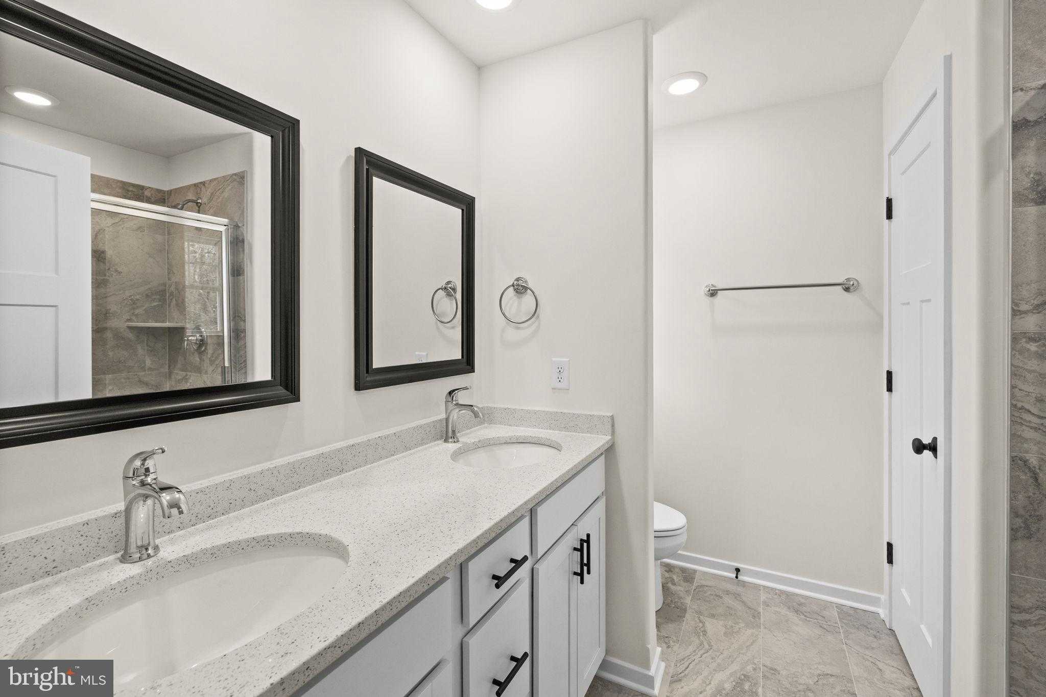 16529 Dawn Blvd photo 32