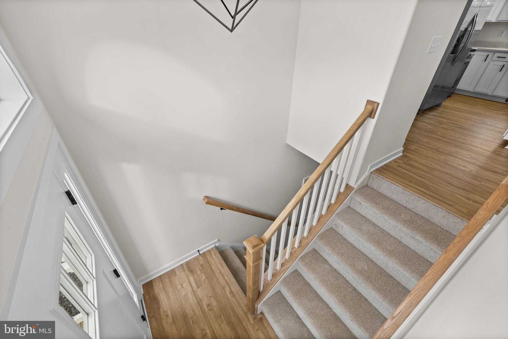 16529 Dawn Blvd photo 8