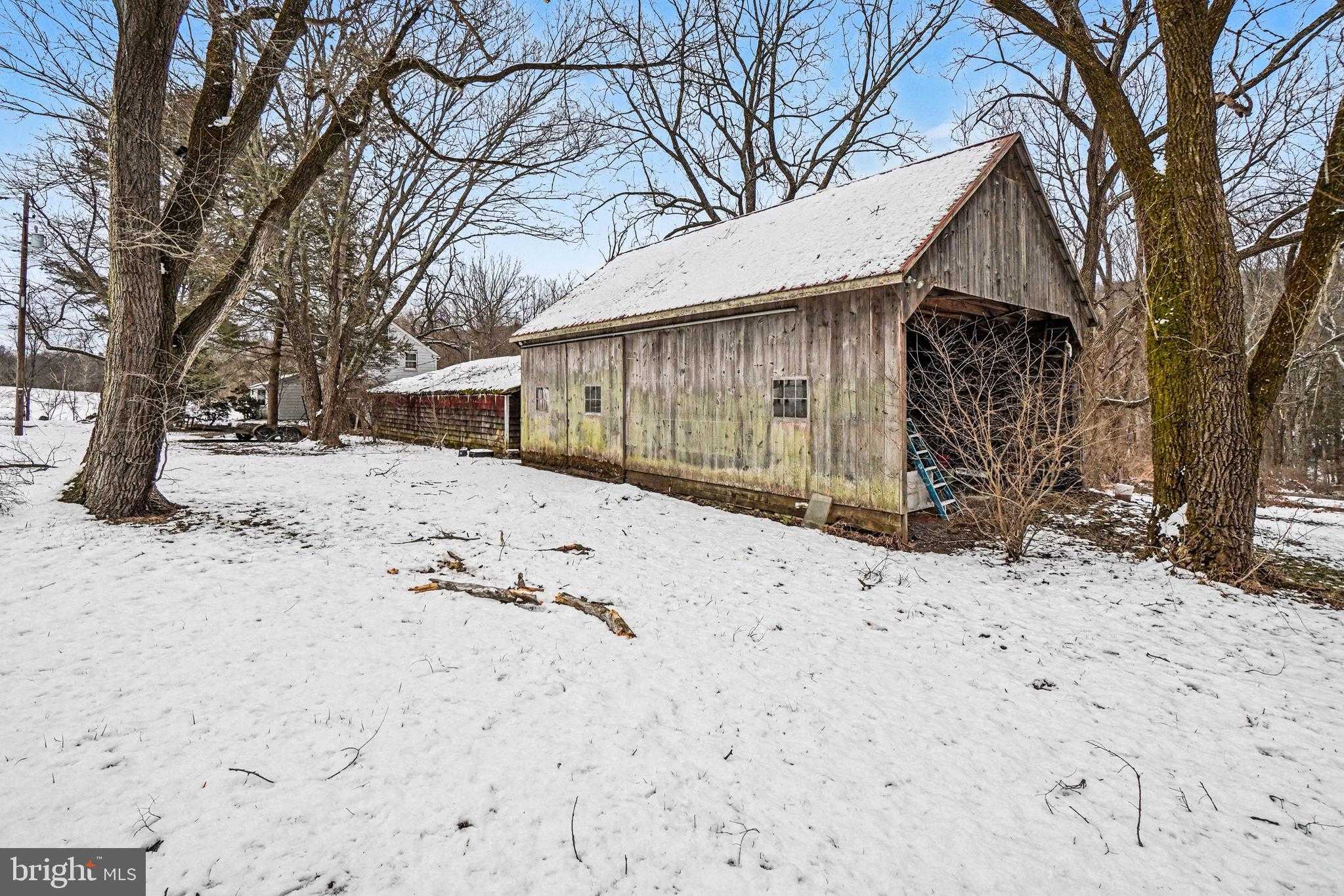 Clarks Valley Rd photo 23