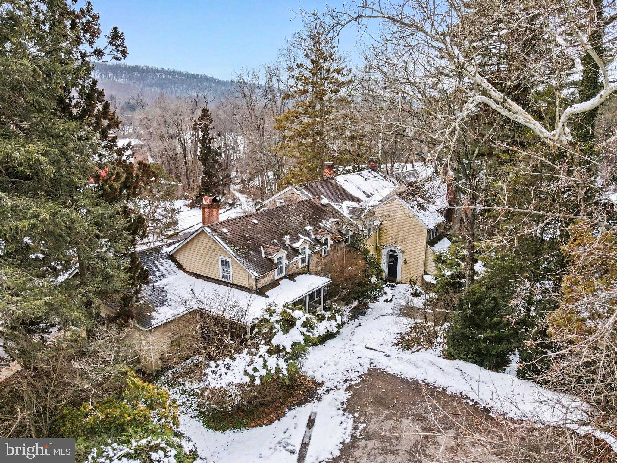 Clarks Valley Rd photo 32