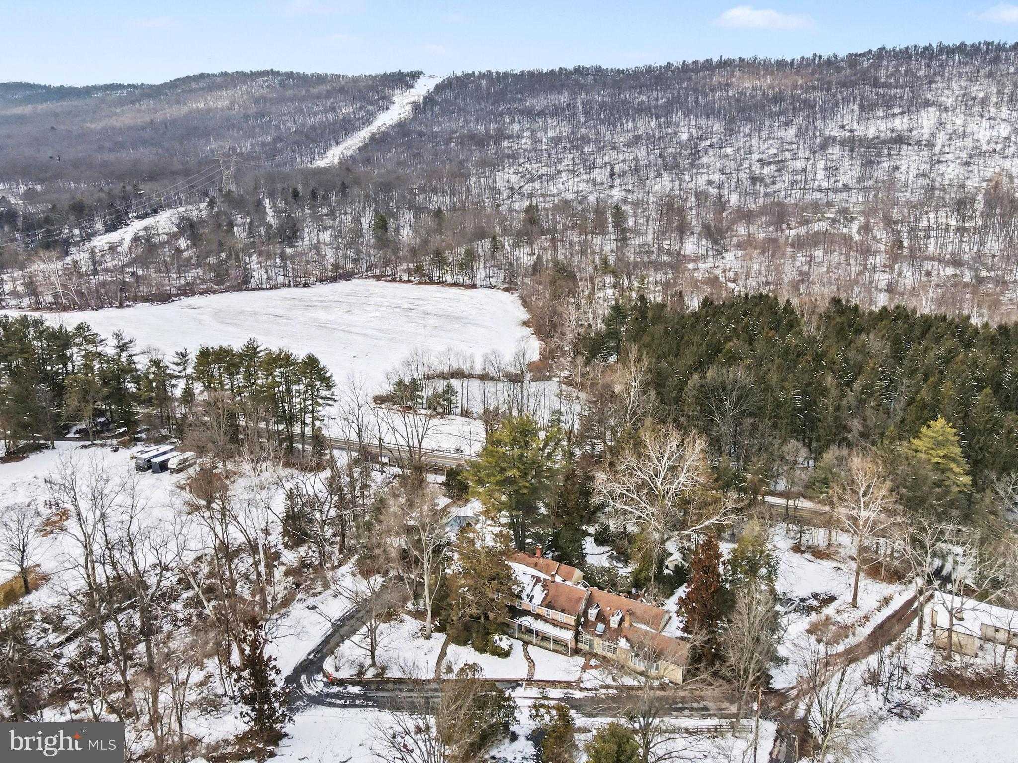 Clarks Valley Rd photo 35