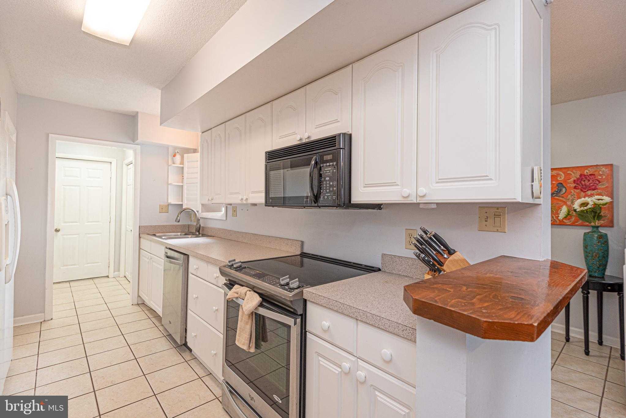 11305 Marina Dr photo 24