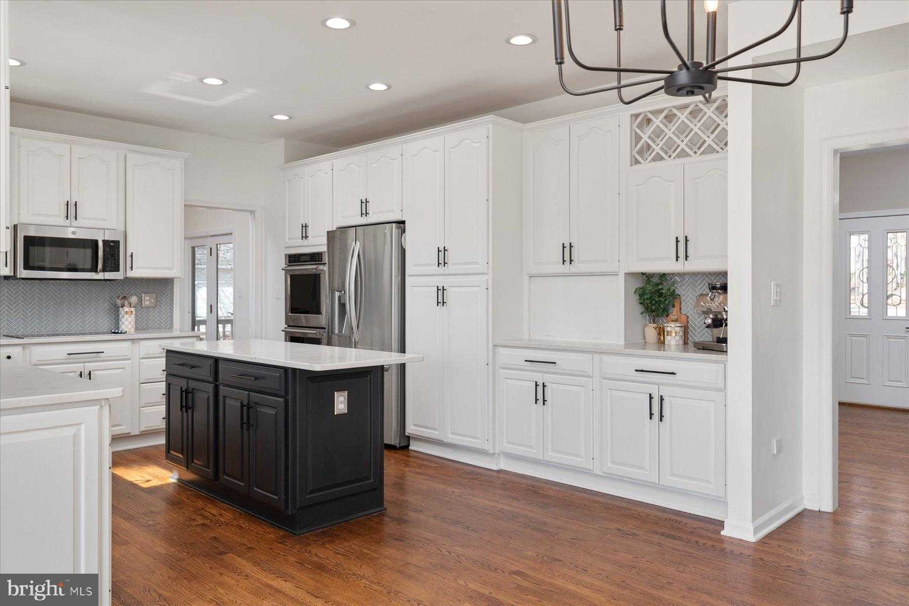 3813 3 Wood Dr photo 25