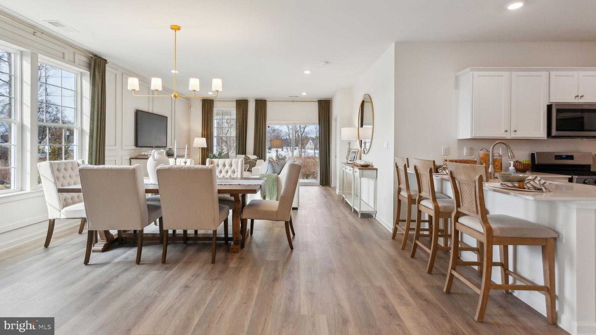 140 Delhaas Cir photo 4