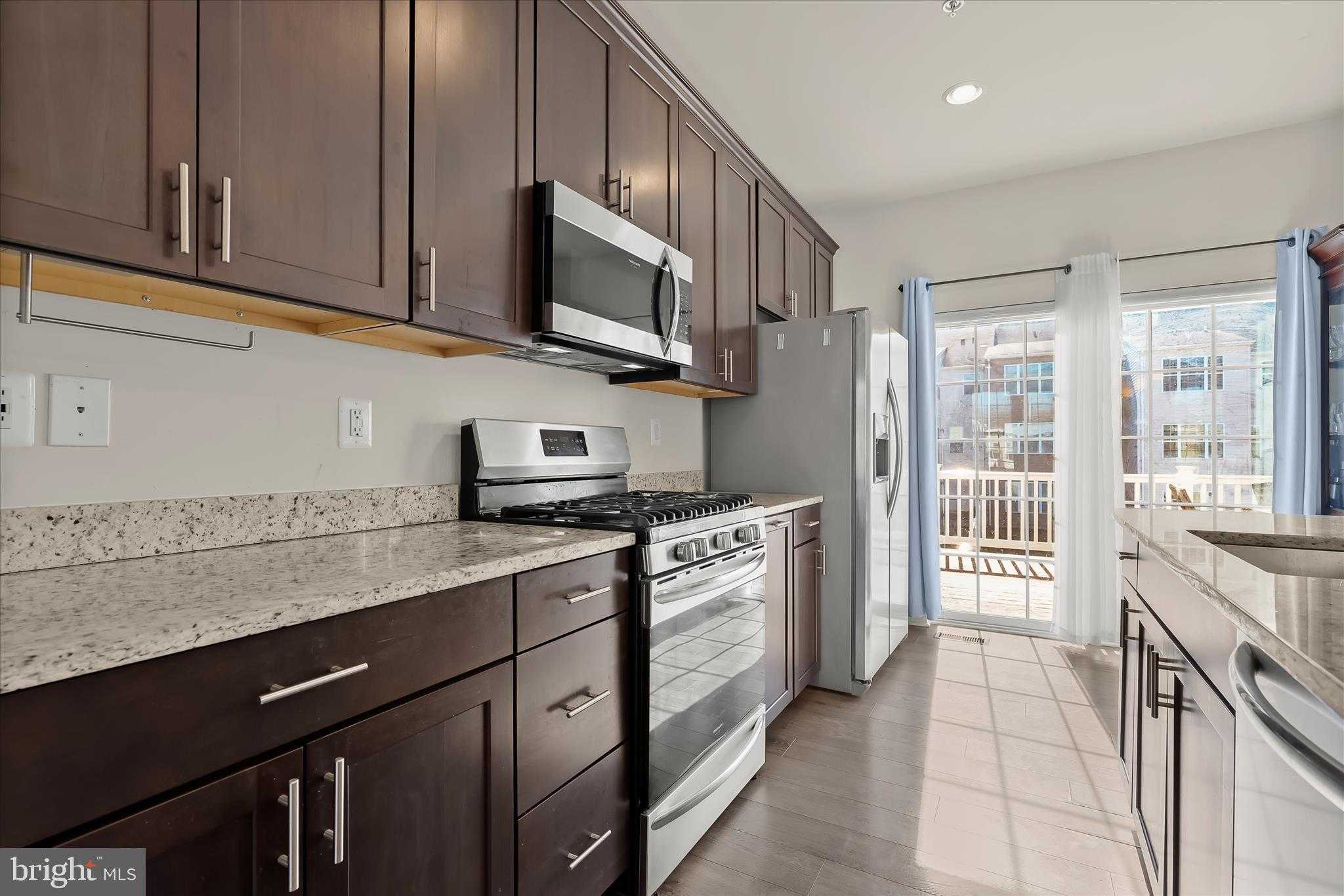 1317 Spindrift Rd photo 7