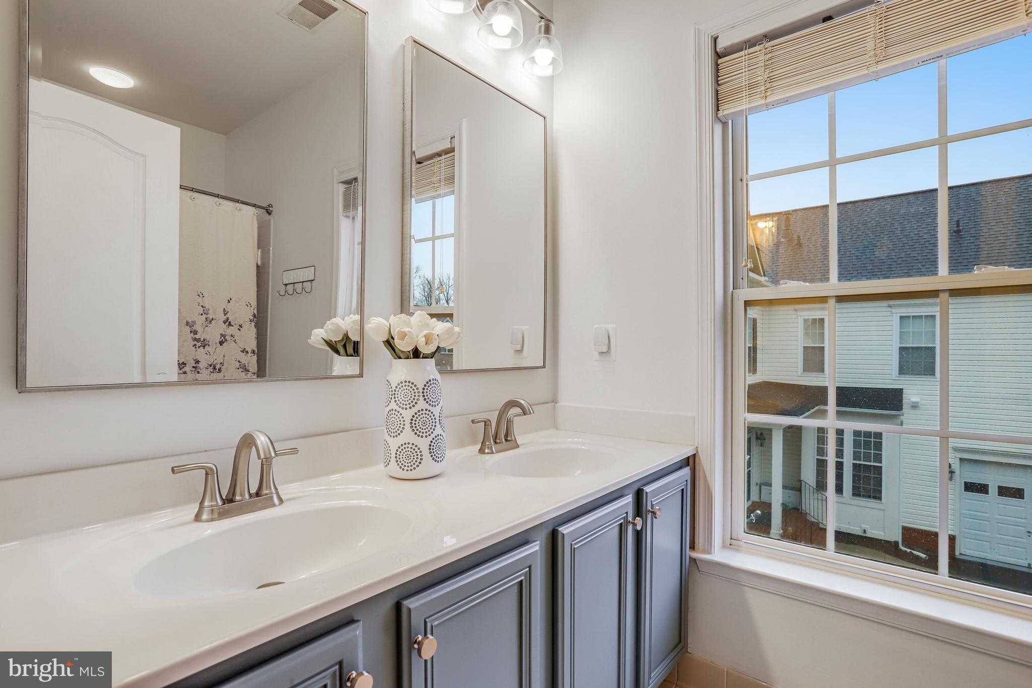 21625 Merion St photo 14