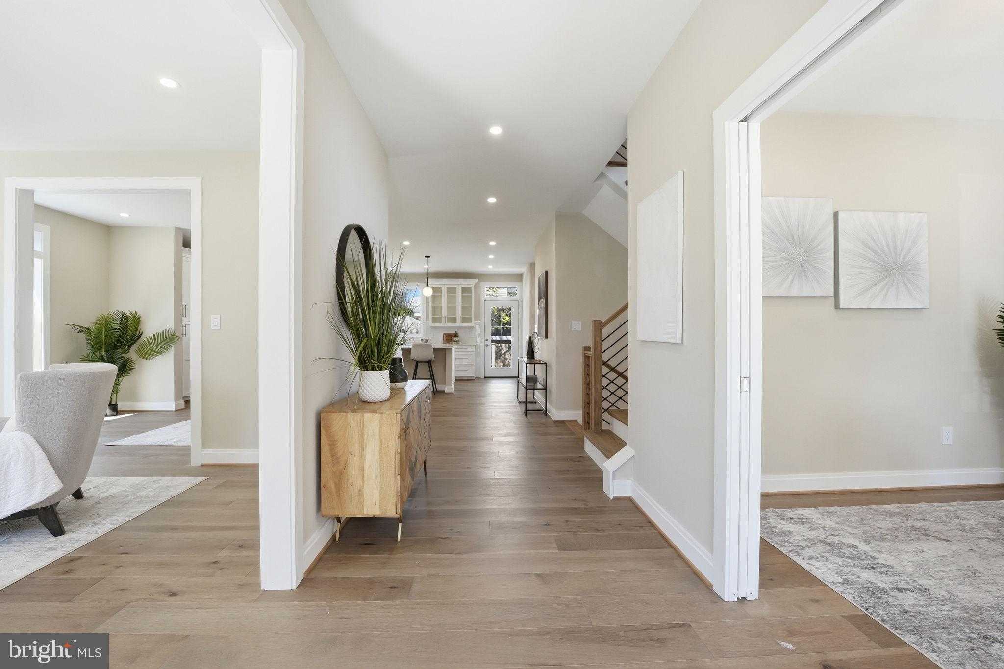 5709 5th St S photo 4