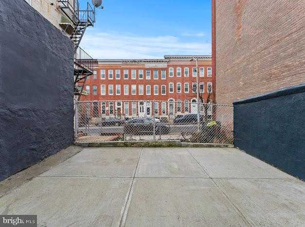 702 N Arlington Ave photo 33