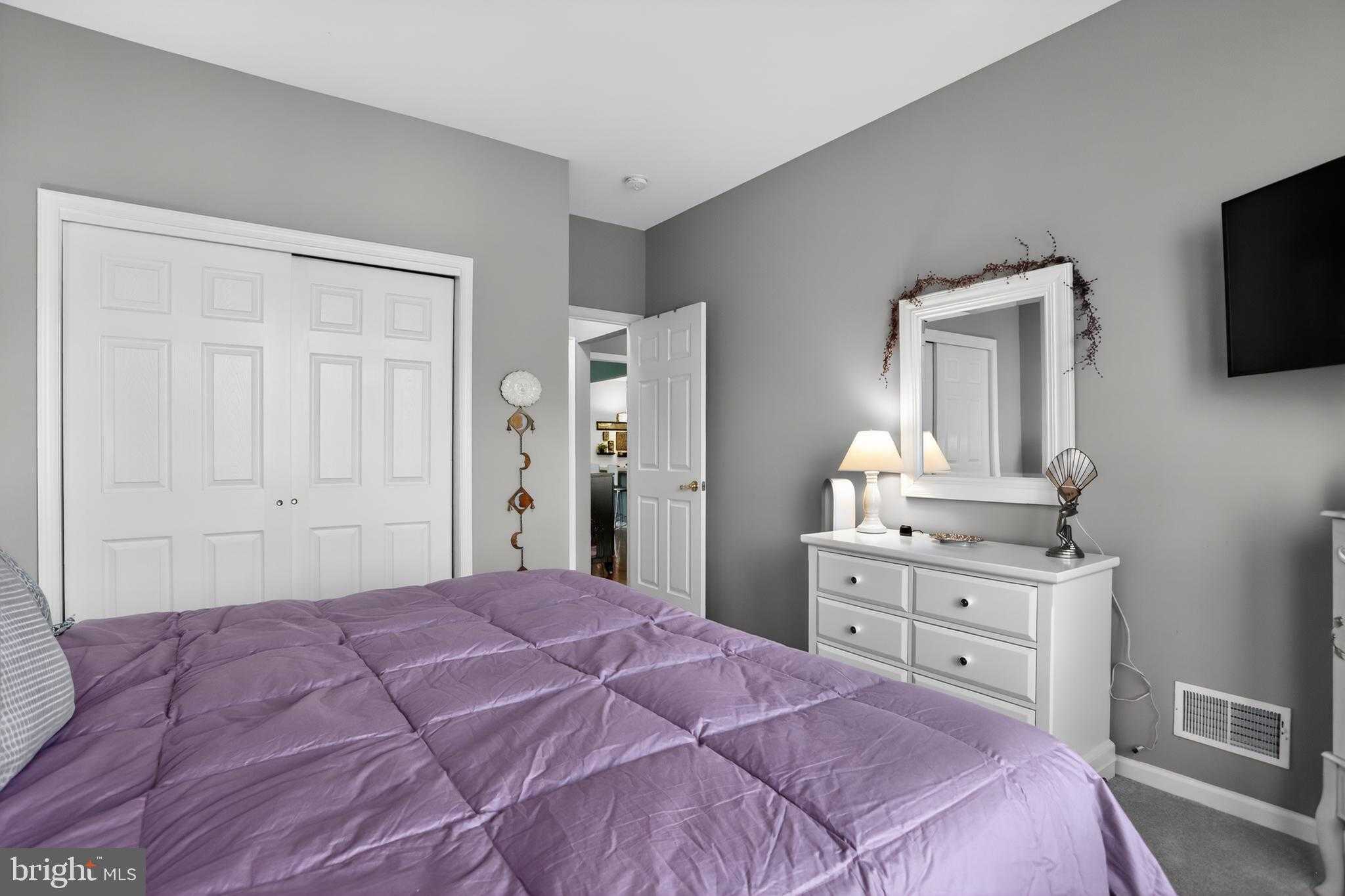 618 Bellflower Rd photo 25