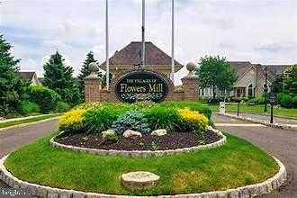 618 Bellflower Rd photo 37