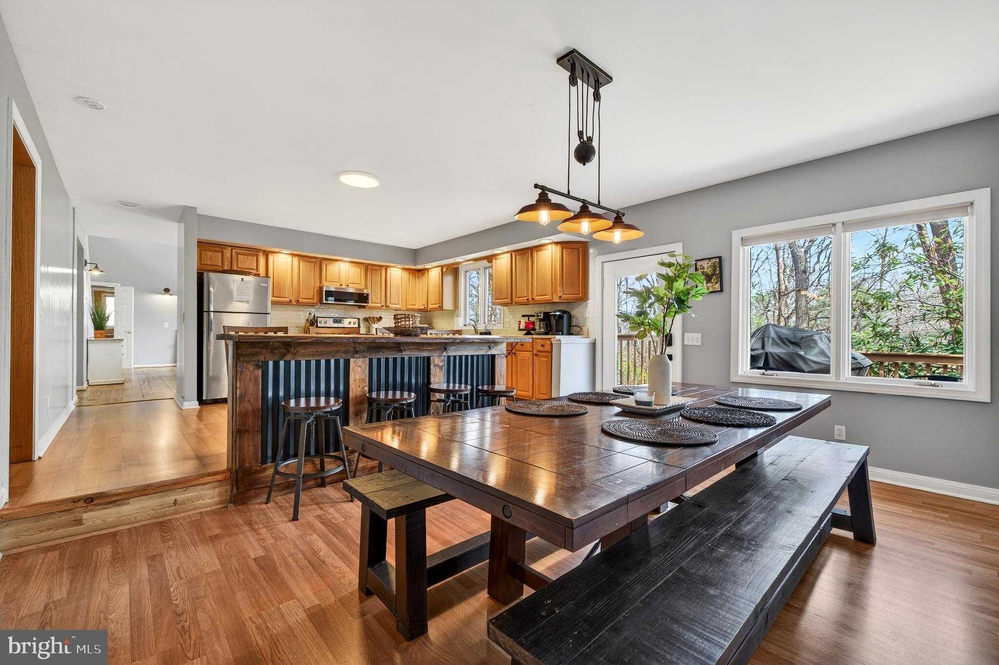 3229 Hopkins Dr photo 13