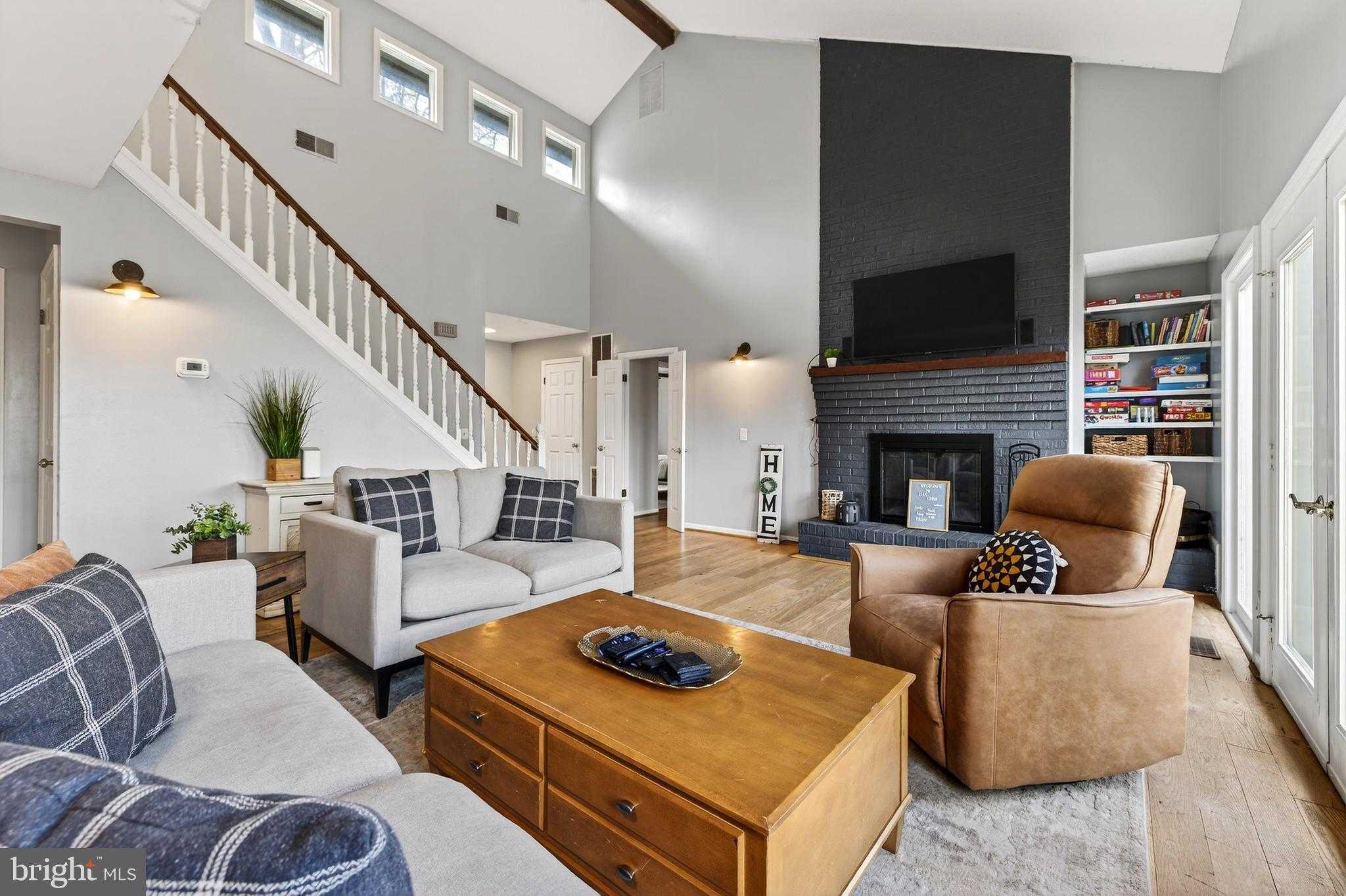 3229 Hopkins Dr photo 16