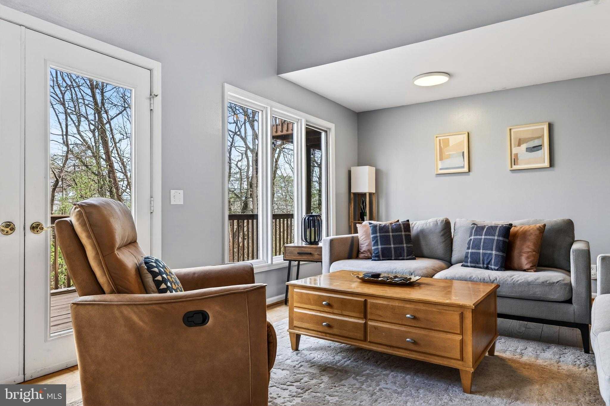 3229 Hopkins Dr photo 19