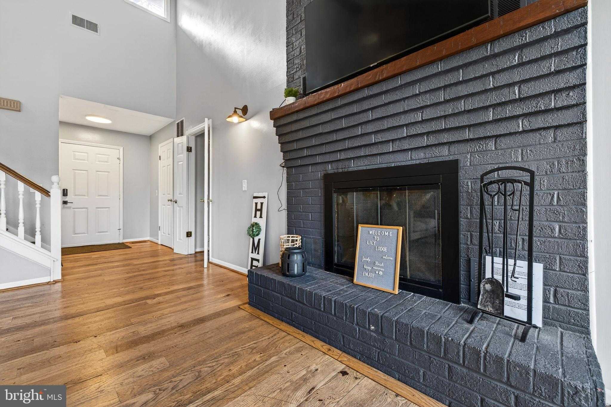 3229 Hopkins Dr photo 21