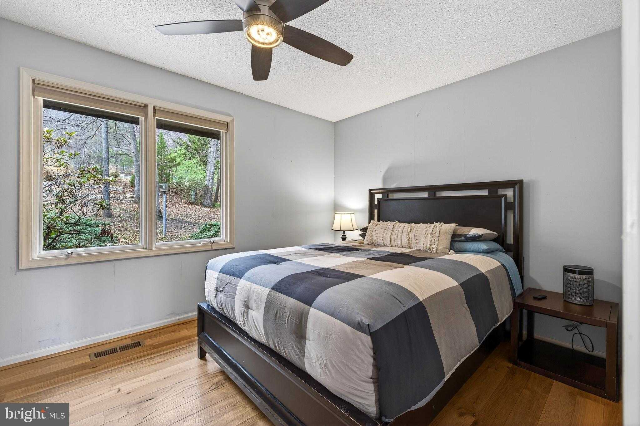 3229 Hopkins Dr photo 32