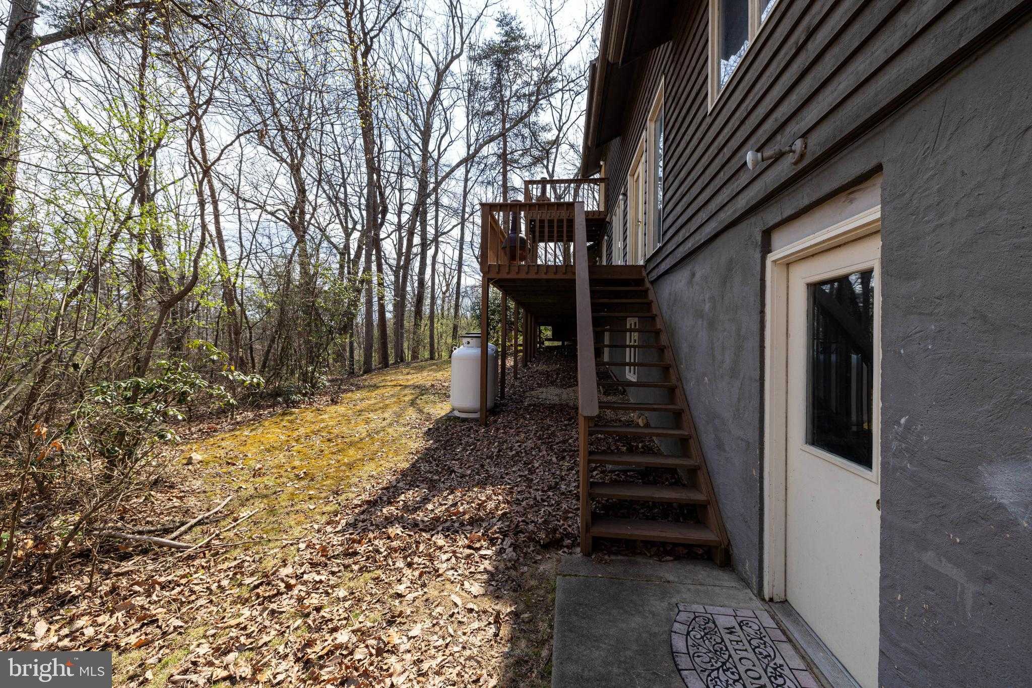 3229 Hopkins Dr photo 93