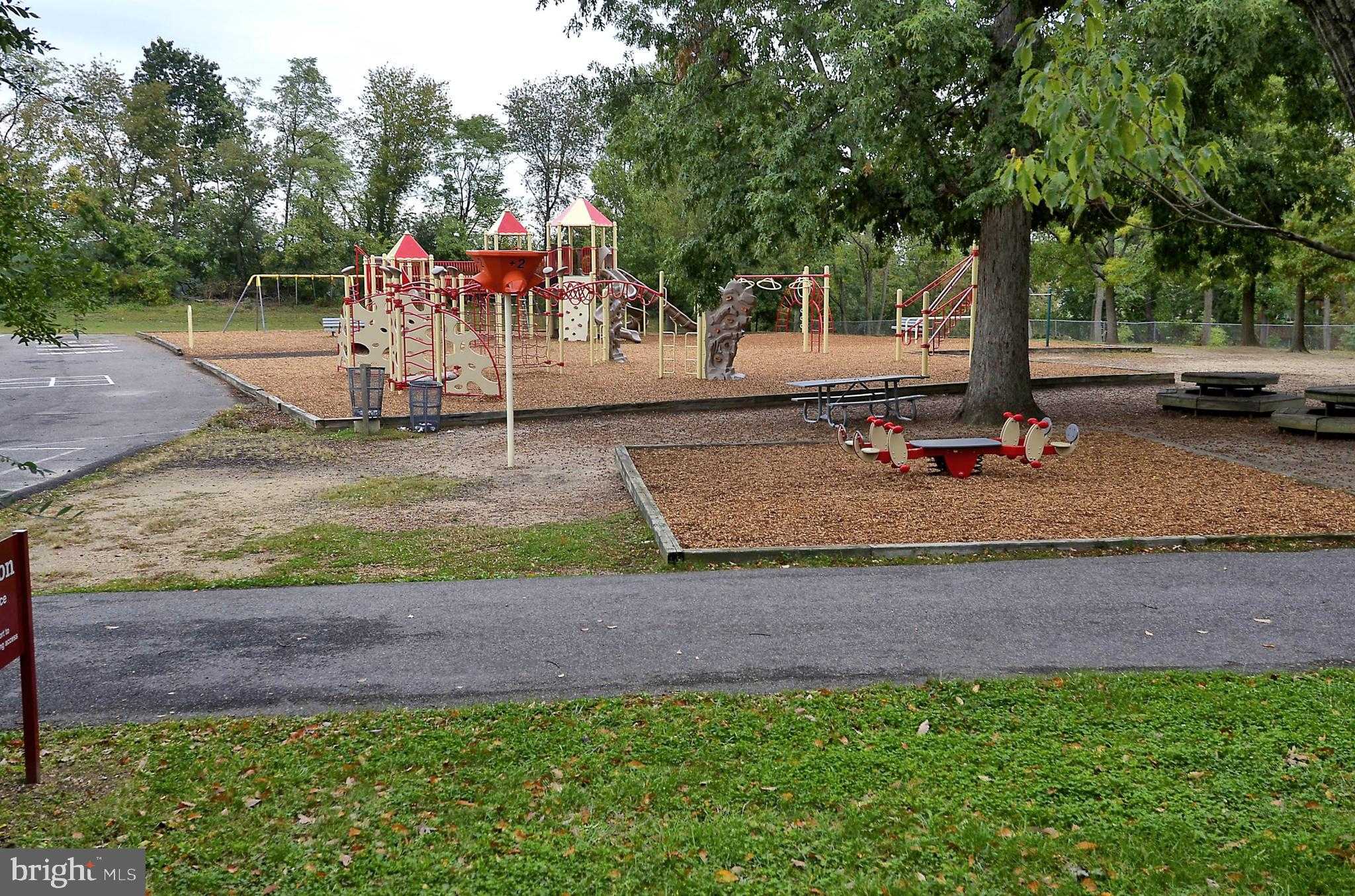 4628 31st Rd S photo 42