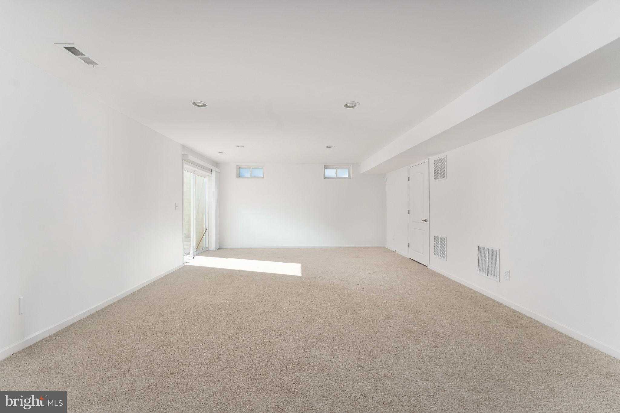 7 Ferrous CT photo 60