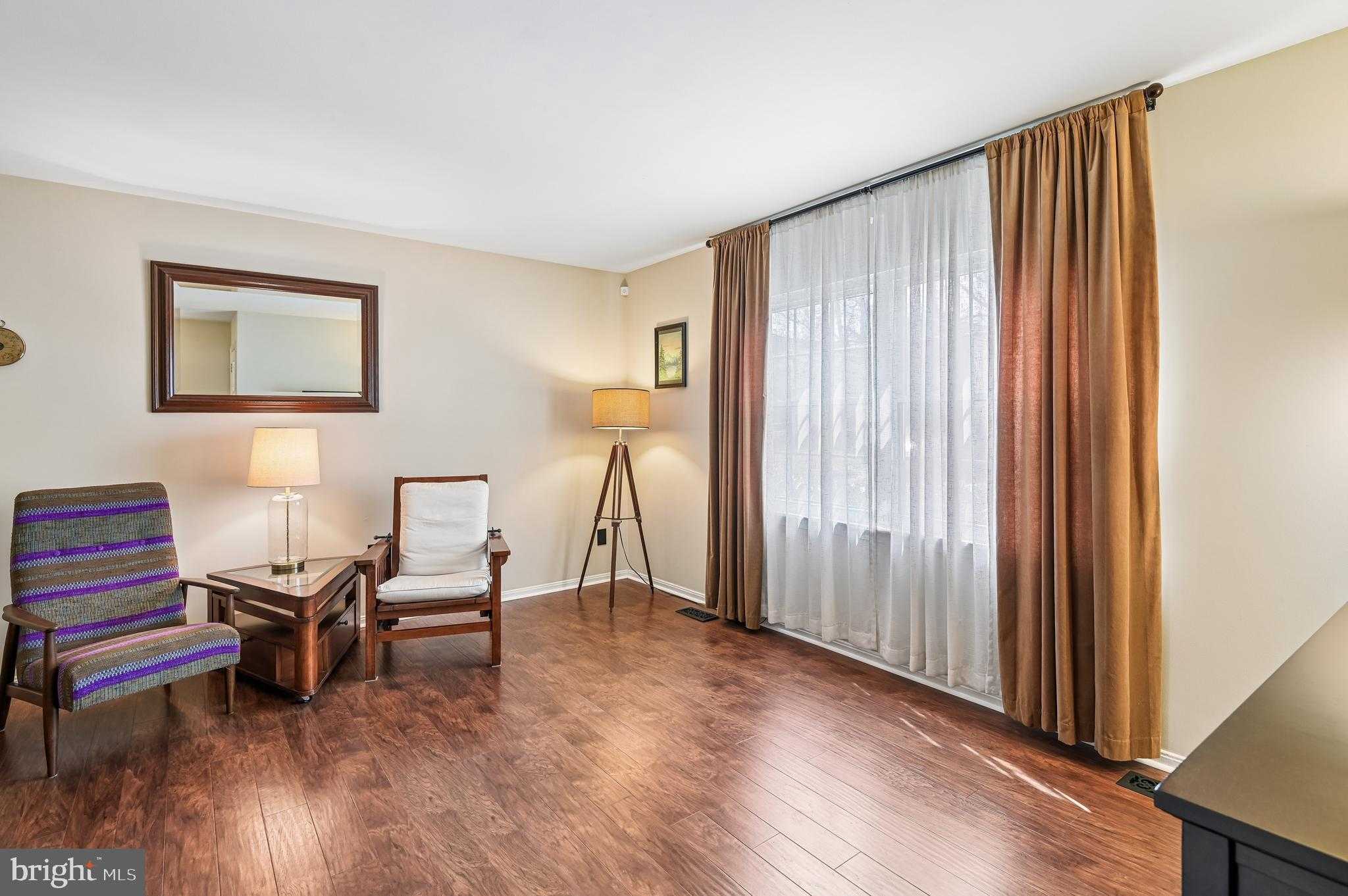 1737 Ridgely Rd photo 11