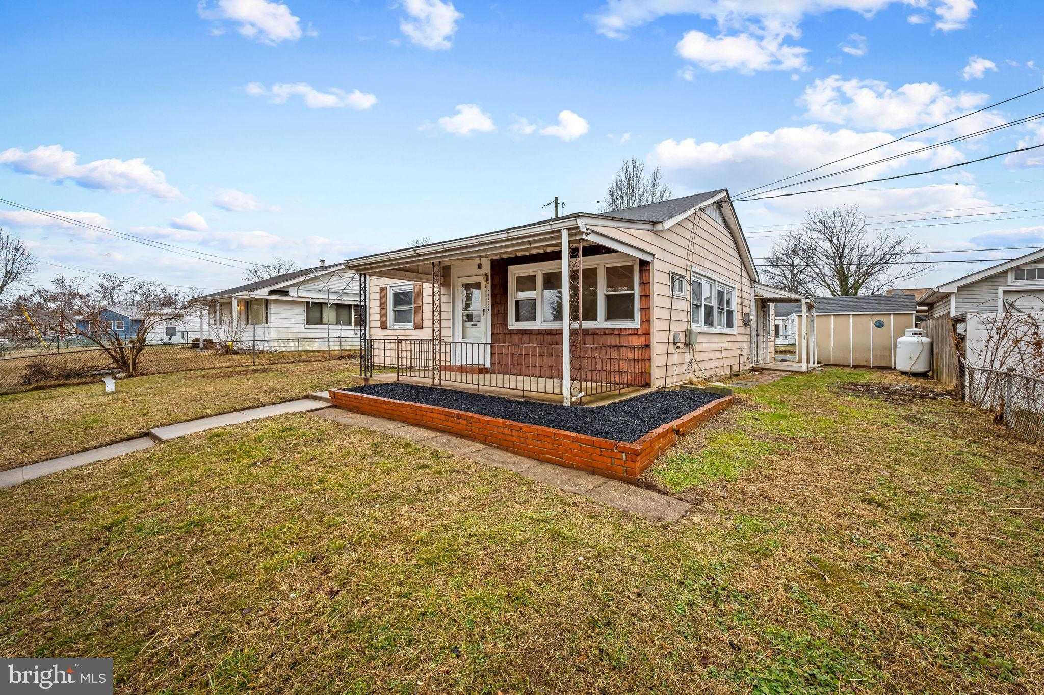 1318 Wilson Point Rd photo 2