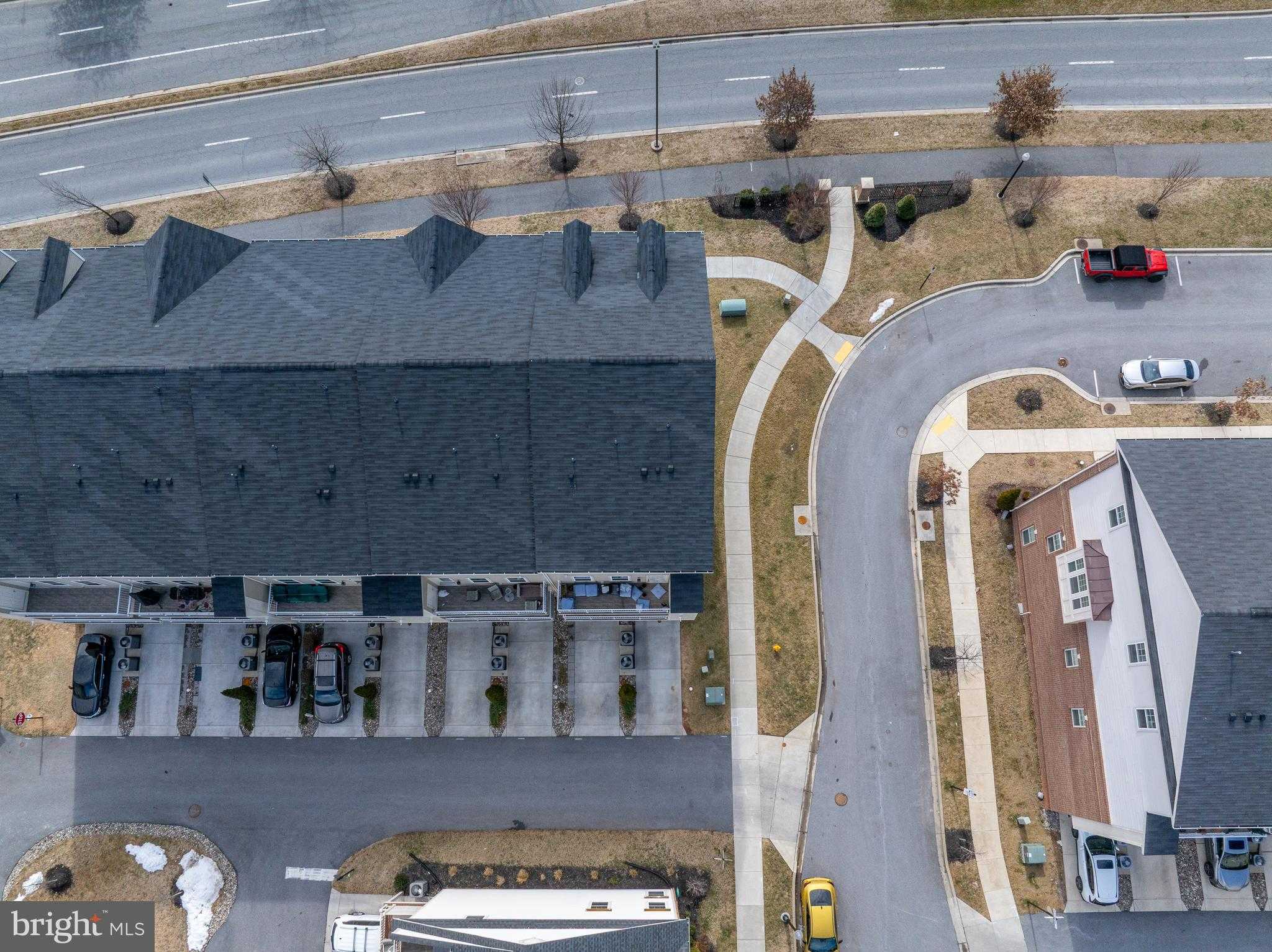 7070 Executive Way photo 49