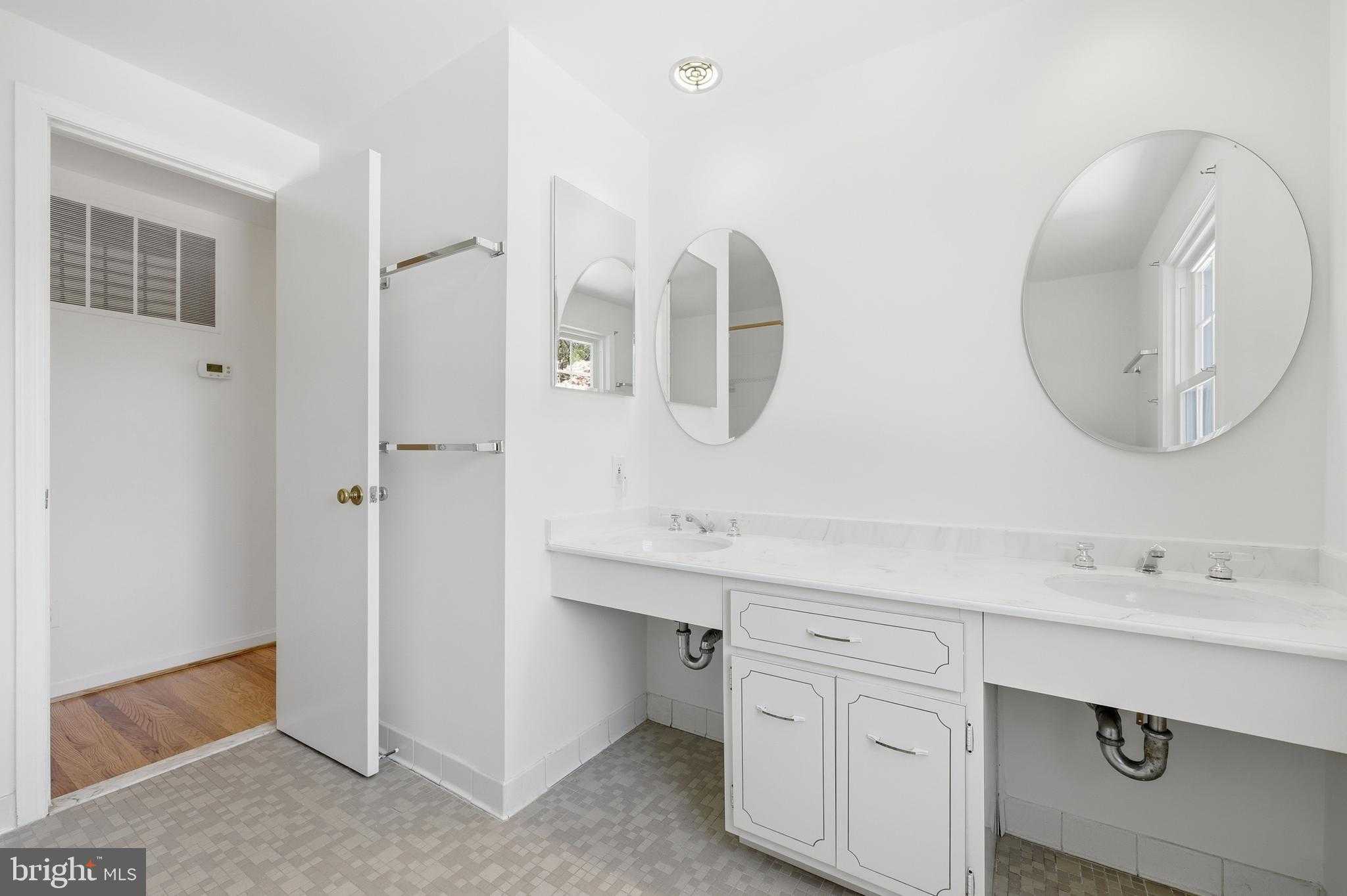 12428 Over Ridge Rd photo 44