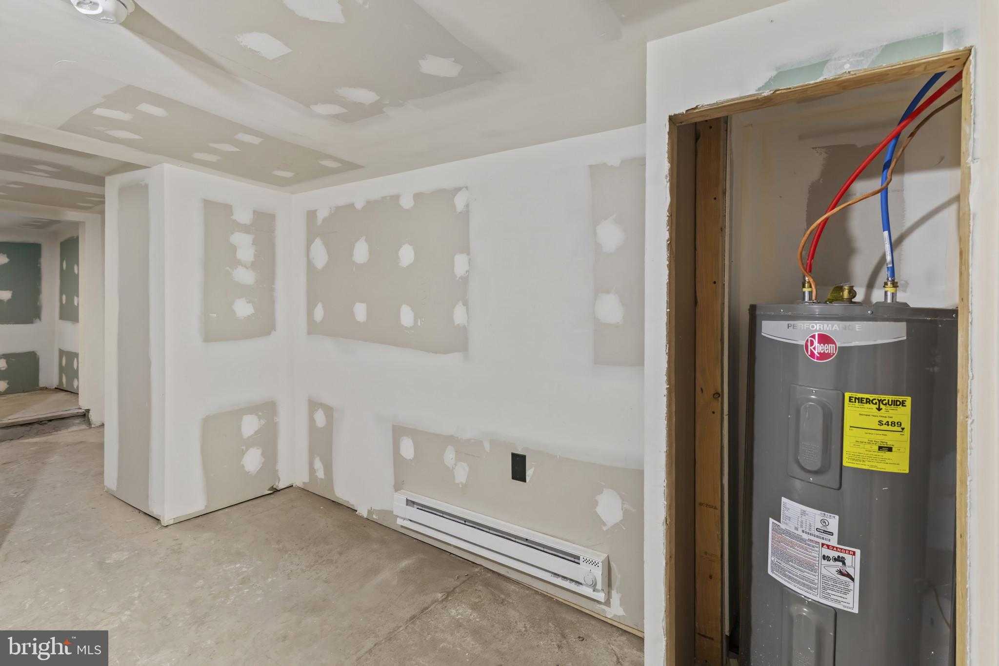 120 W Centre St photo 27