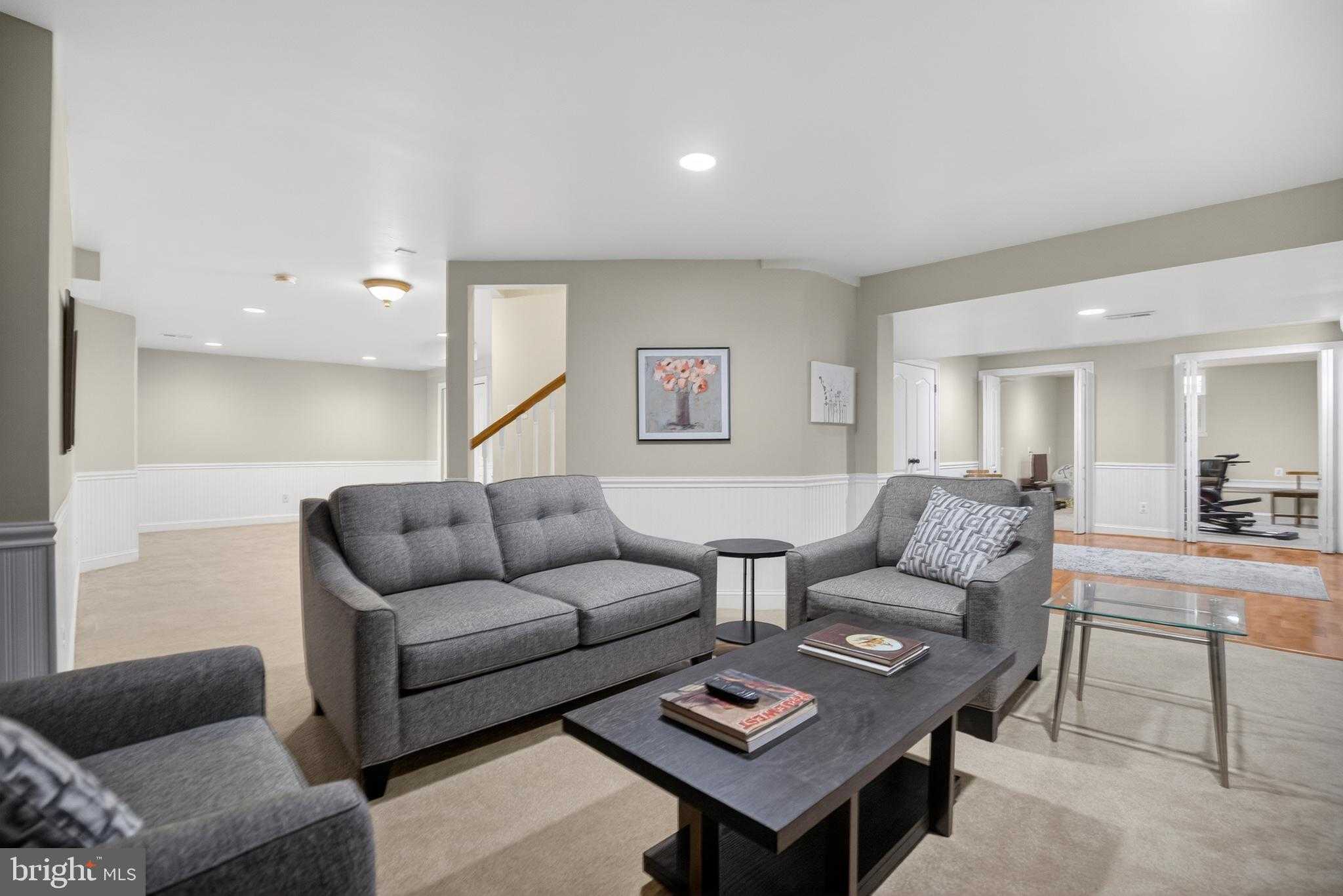 7 Alexander Way photo 44