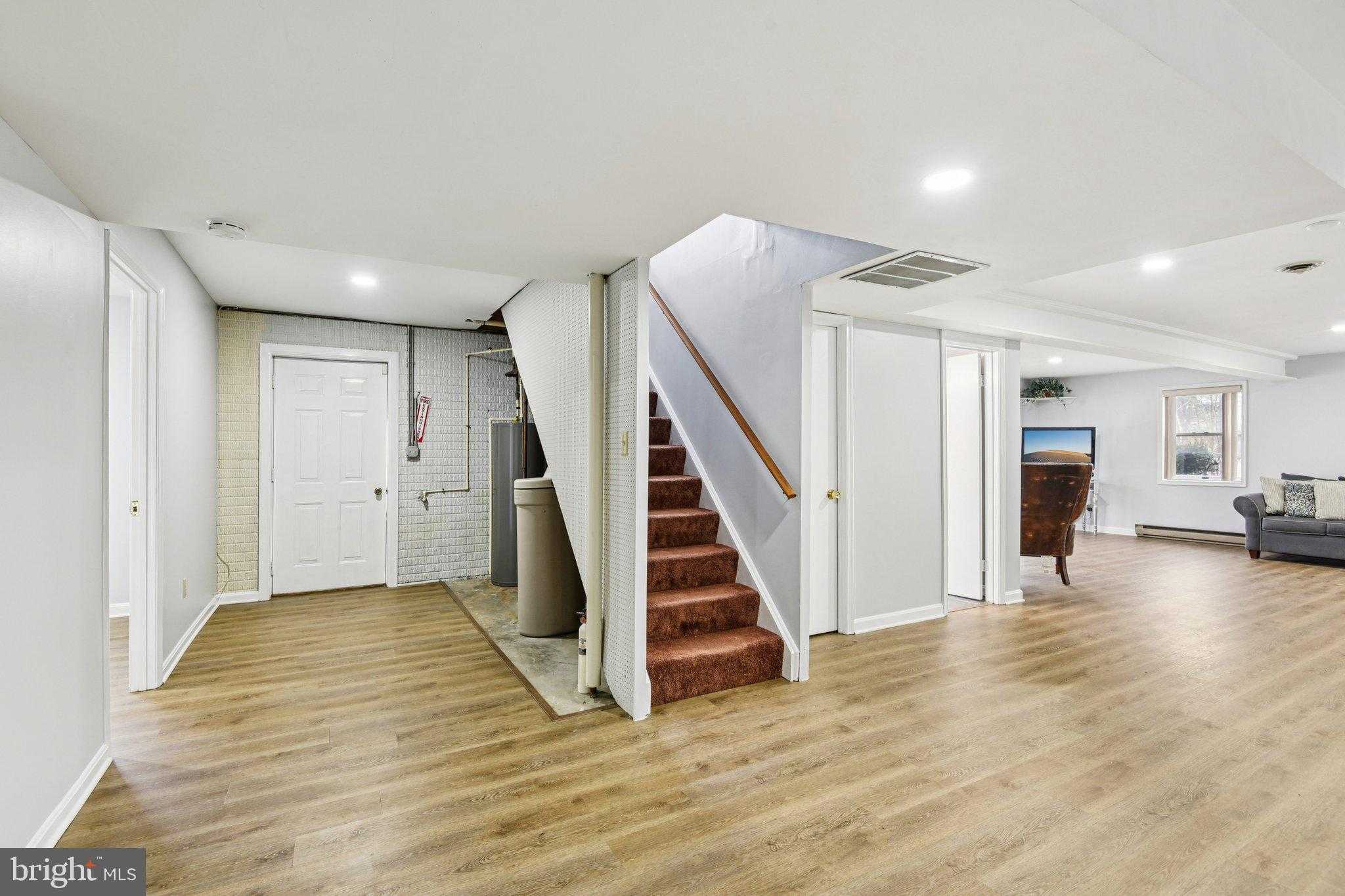 11941 South St photo 29