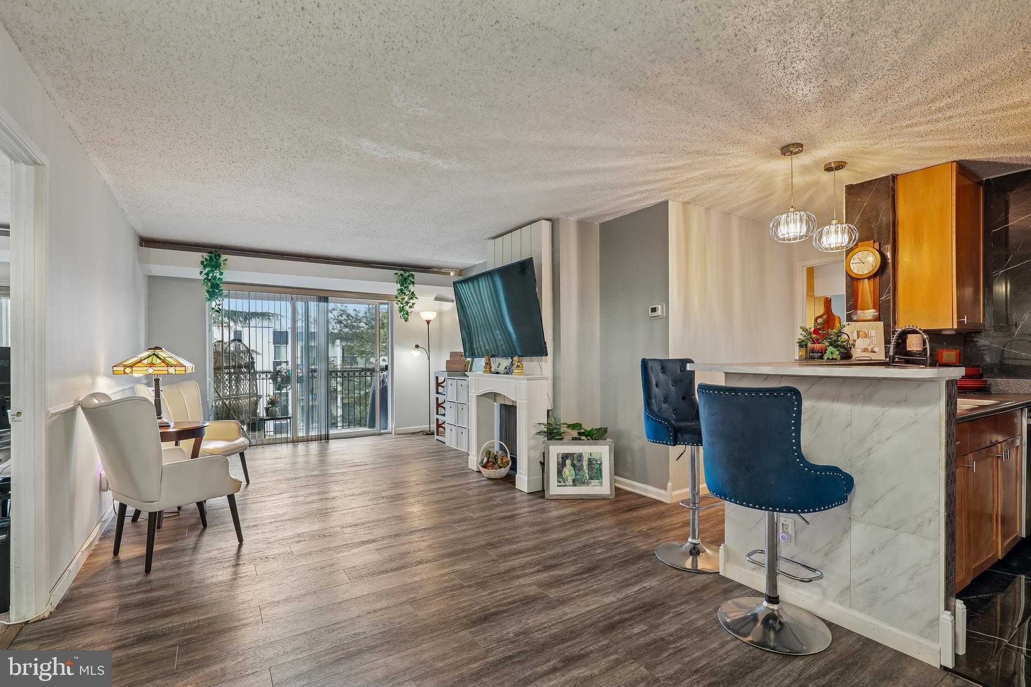 60 S Van Dorn St Apt 511 photo 2