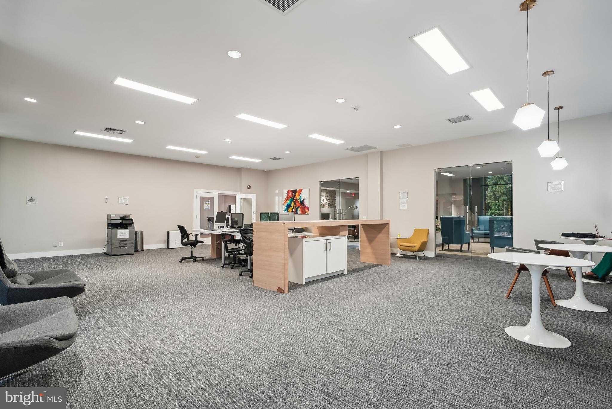 60 S Van Dorn St Apt 511 photo 37