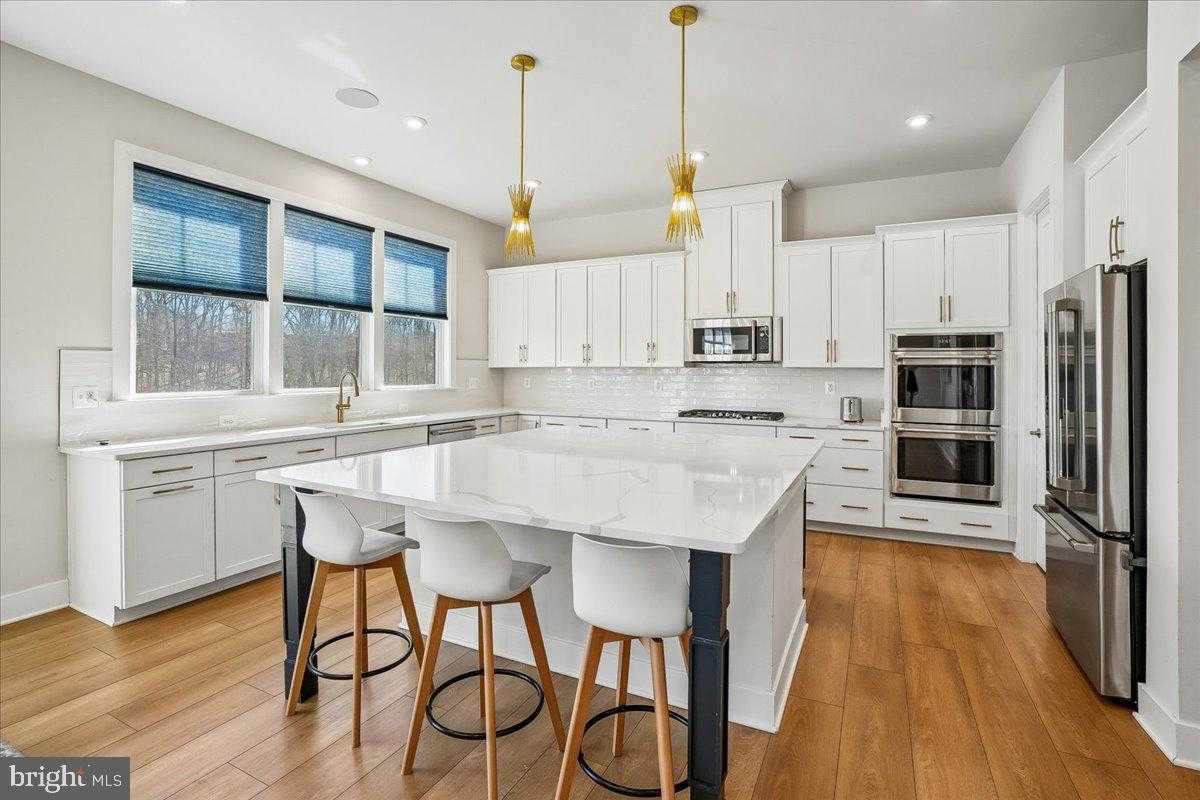 11821 Arcari Dr photo 10